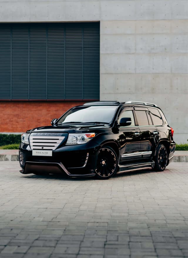 Land Cruiser LC200 Invader