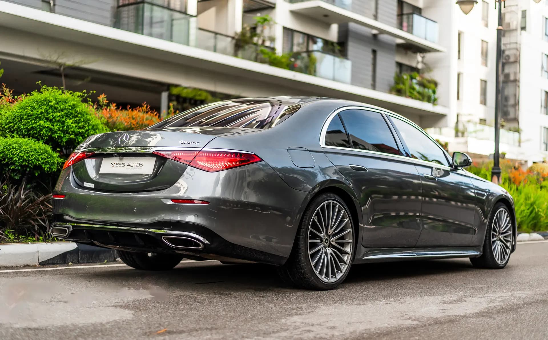 Mercedes-Benz S 500