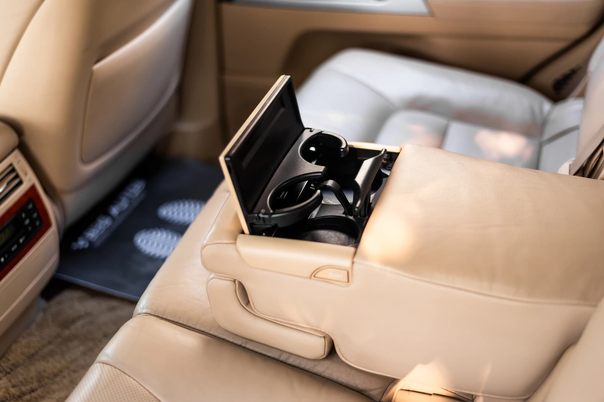 View of Toyota 2013 in Black