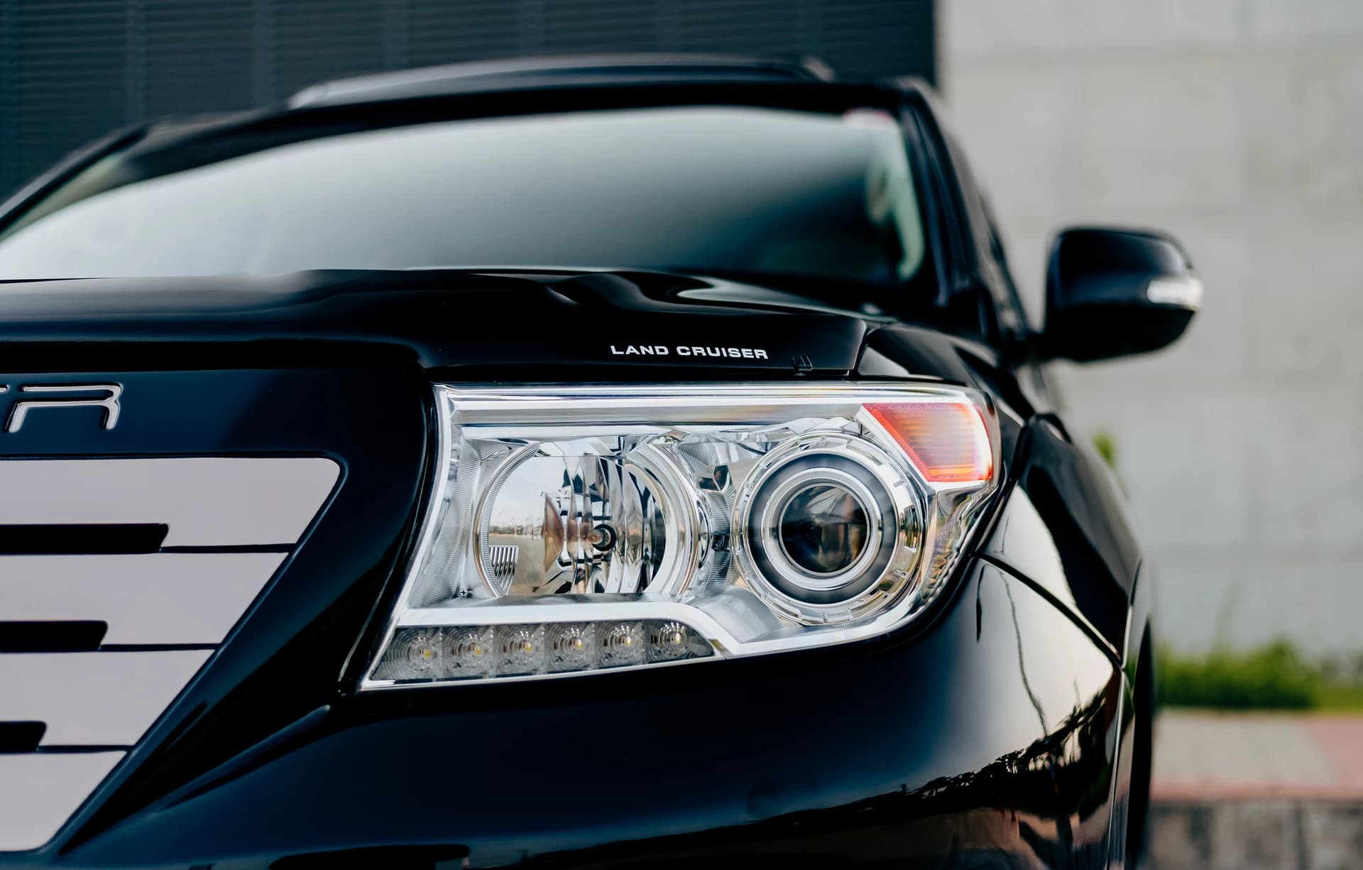 View of Toyota 2013 in Black