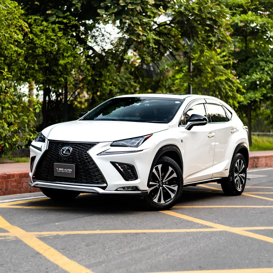 View of 2024 Lexus 2018 in White