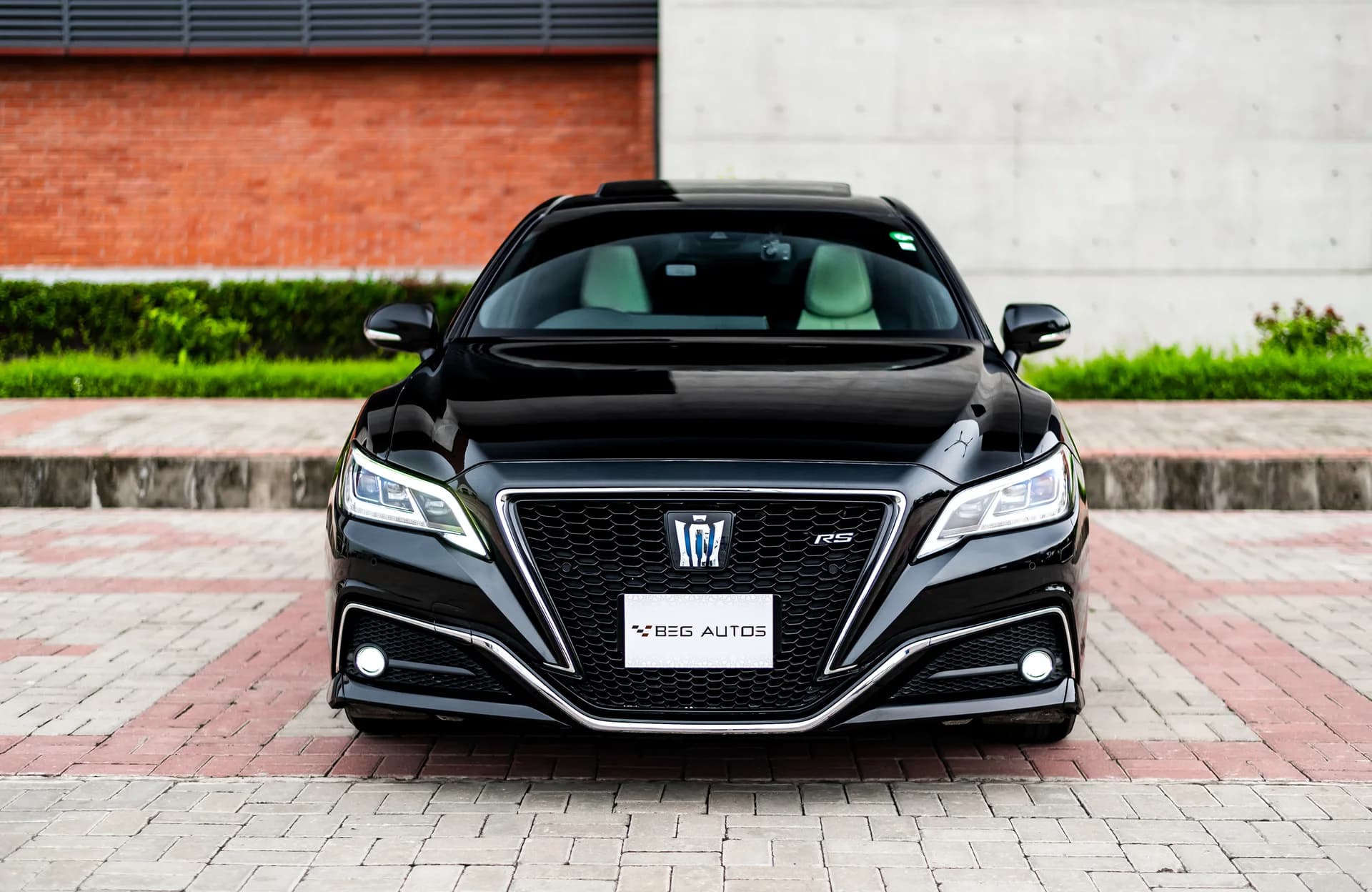 View of Toyota 2020 in Black