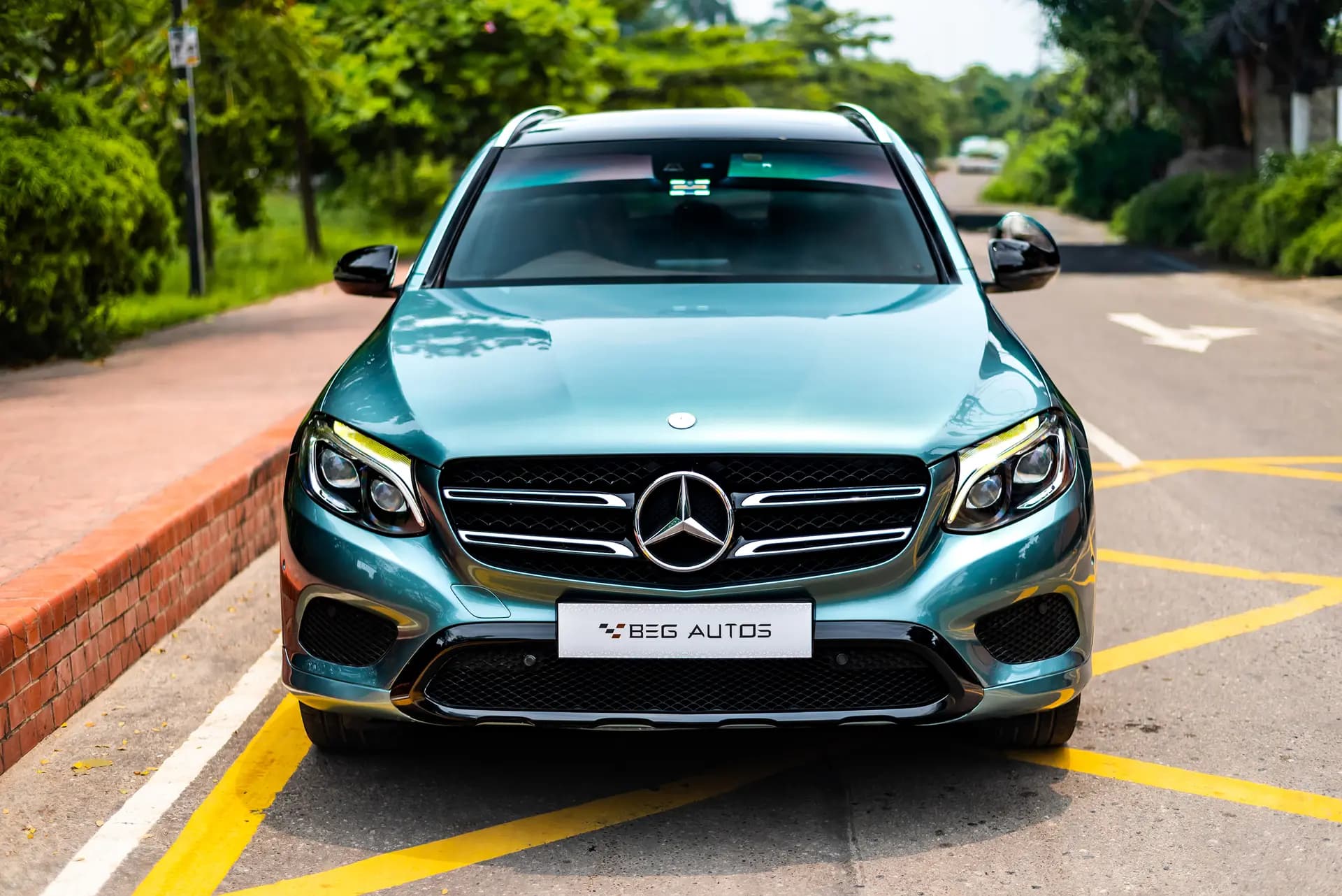 View of 2016 Mercedes-Benz 2016 in Green