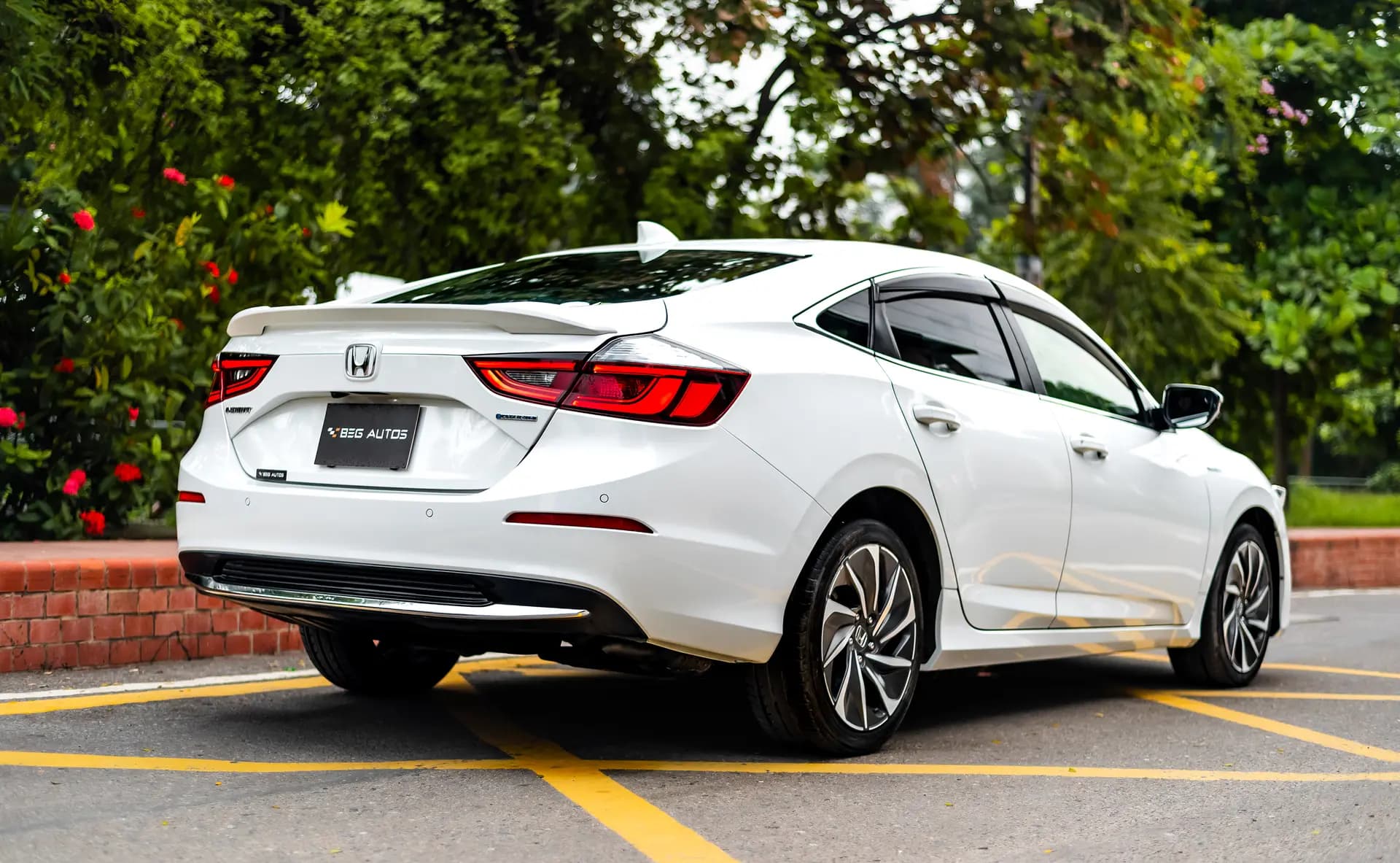 View of 2024 Honda 2019 in White