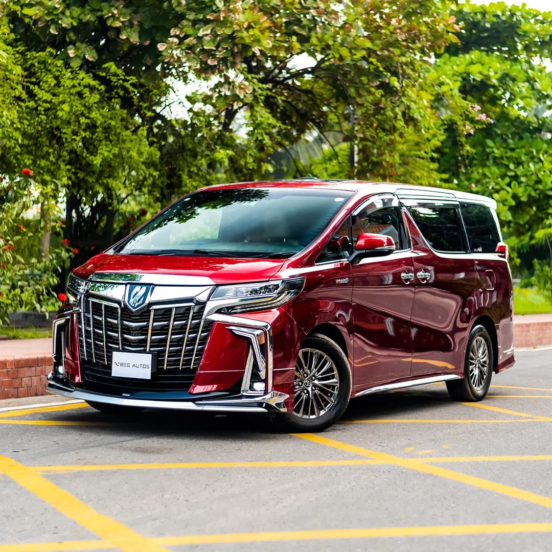 View of 2024 Toyota 2018 in Red Wine