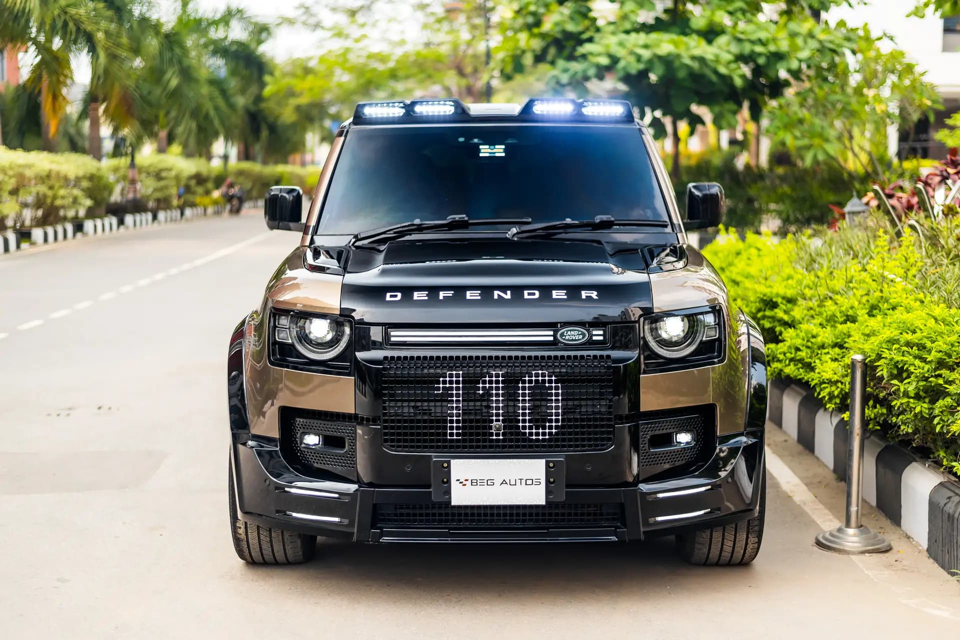 Land Rover Defender