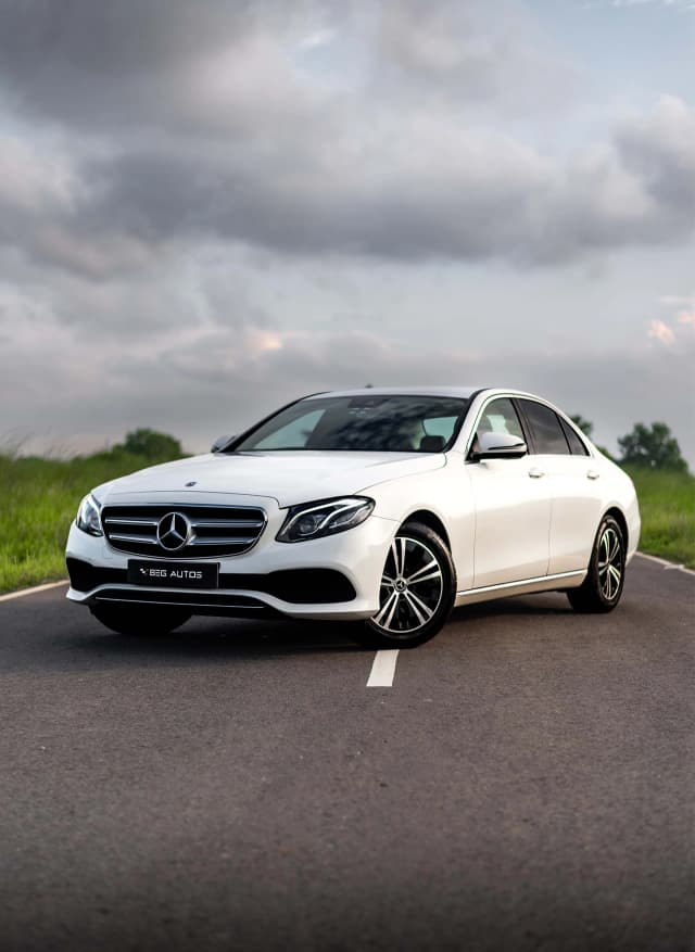 Mercedes-Benz E200