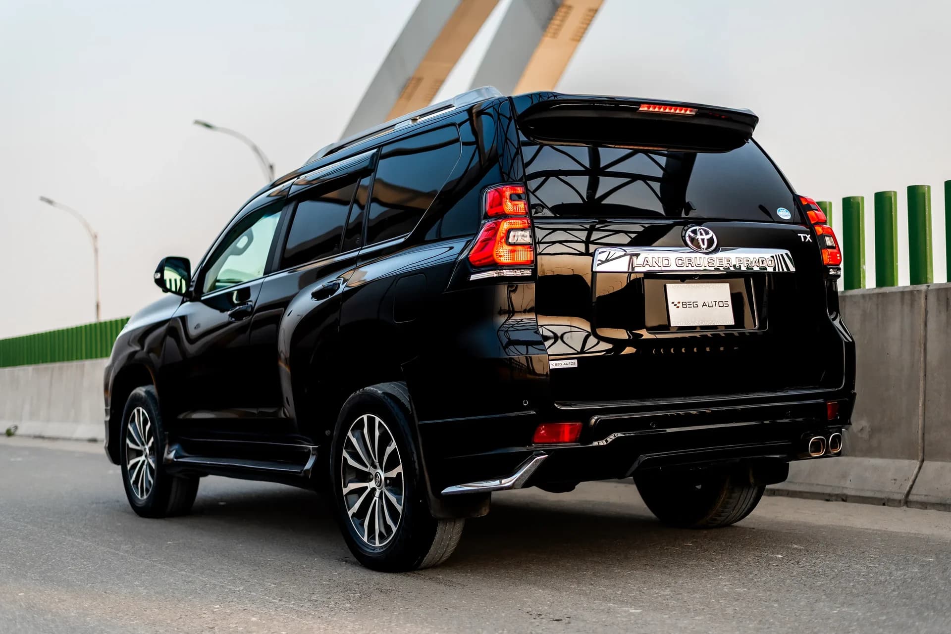Land Cruiser Prado TX