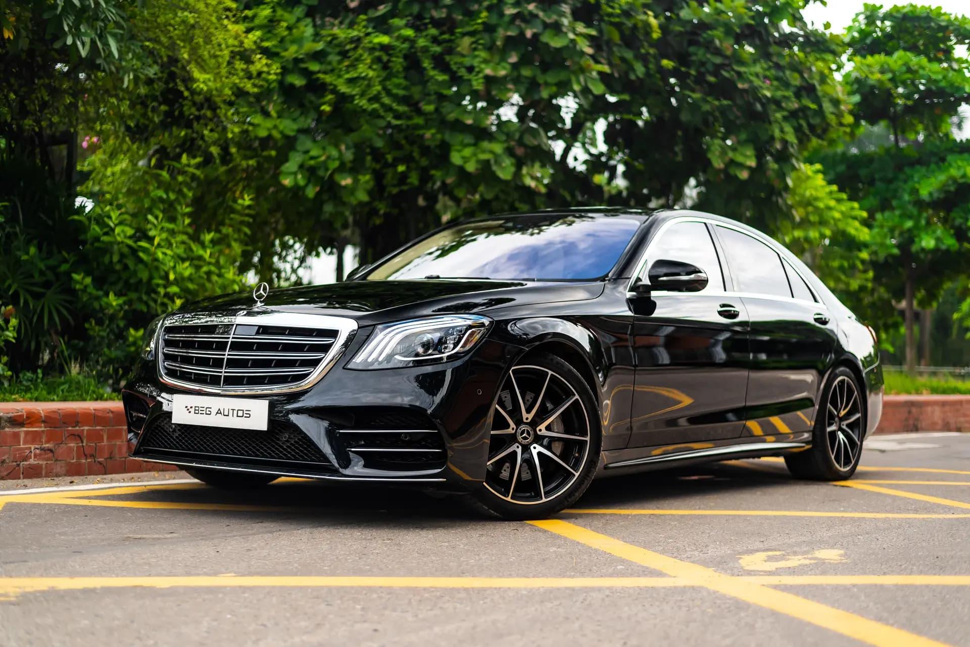 Mercedes-Benz S 560e