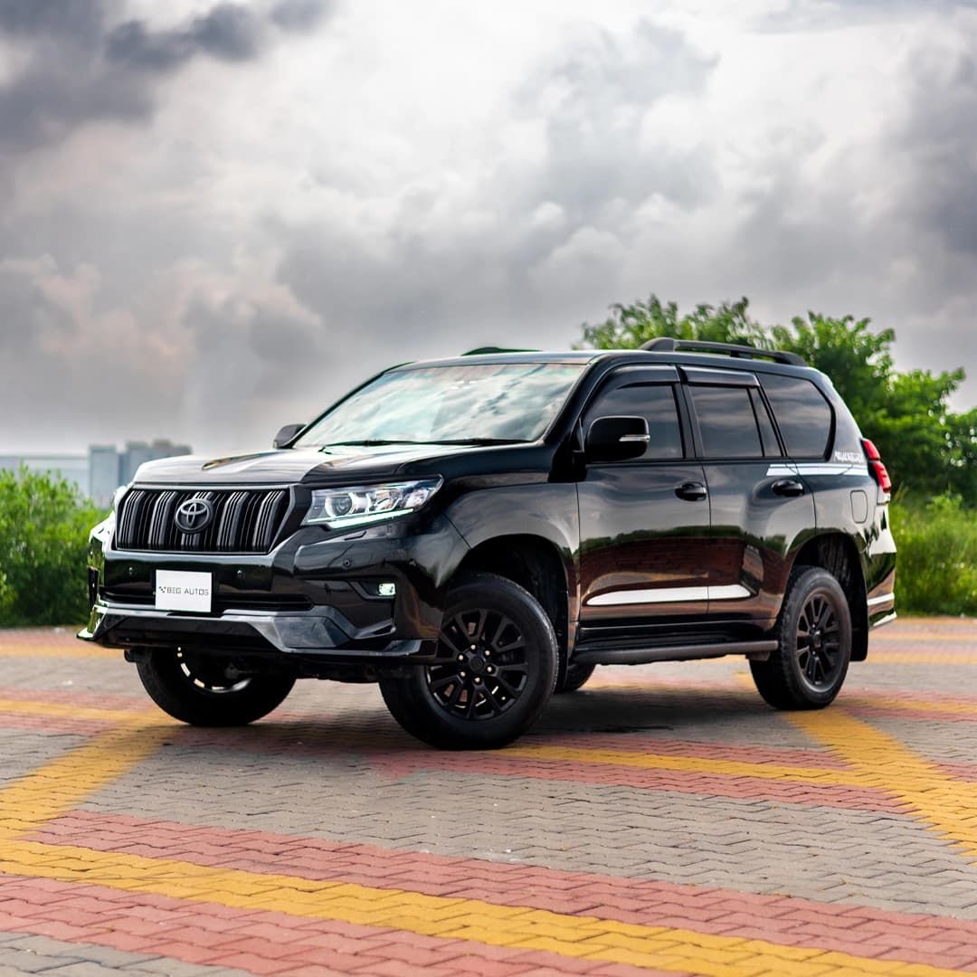 View of 2014 Toyota 2012 in Black