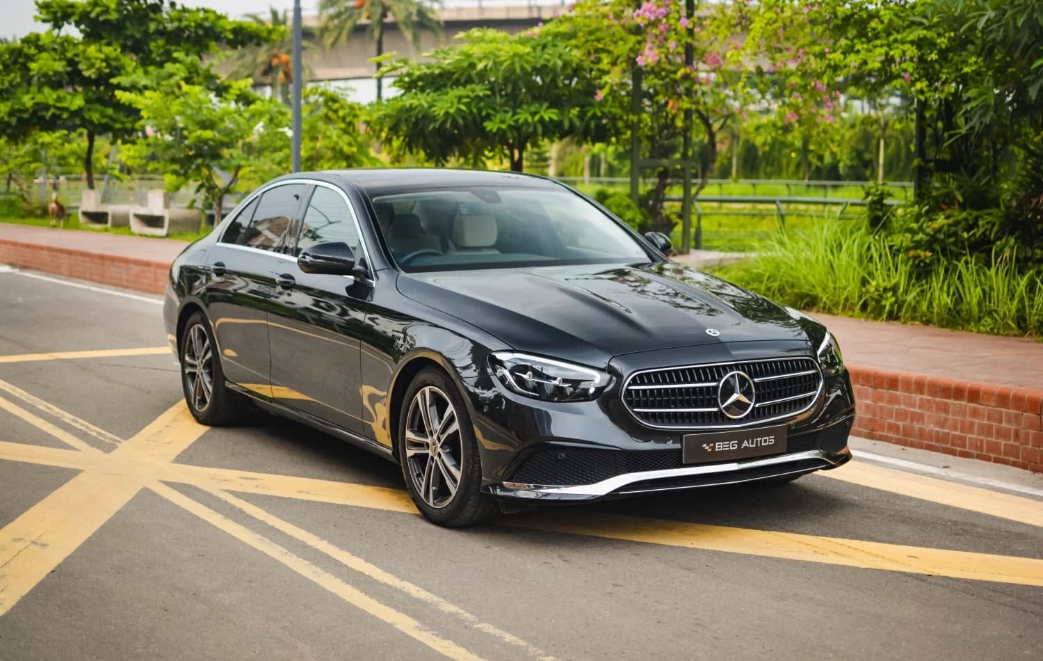 View of 2022 Mercedes-Benz 2022 in Black