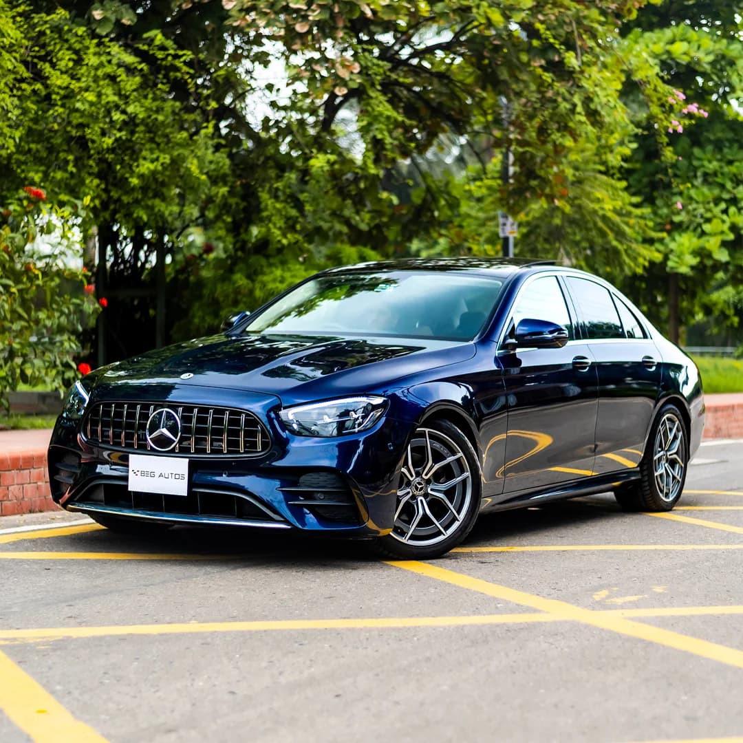 View of 2023 Mercedes-Benz 2022 in Blue
