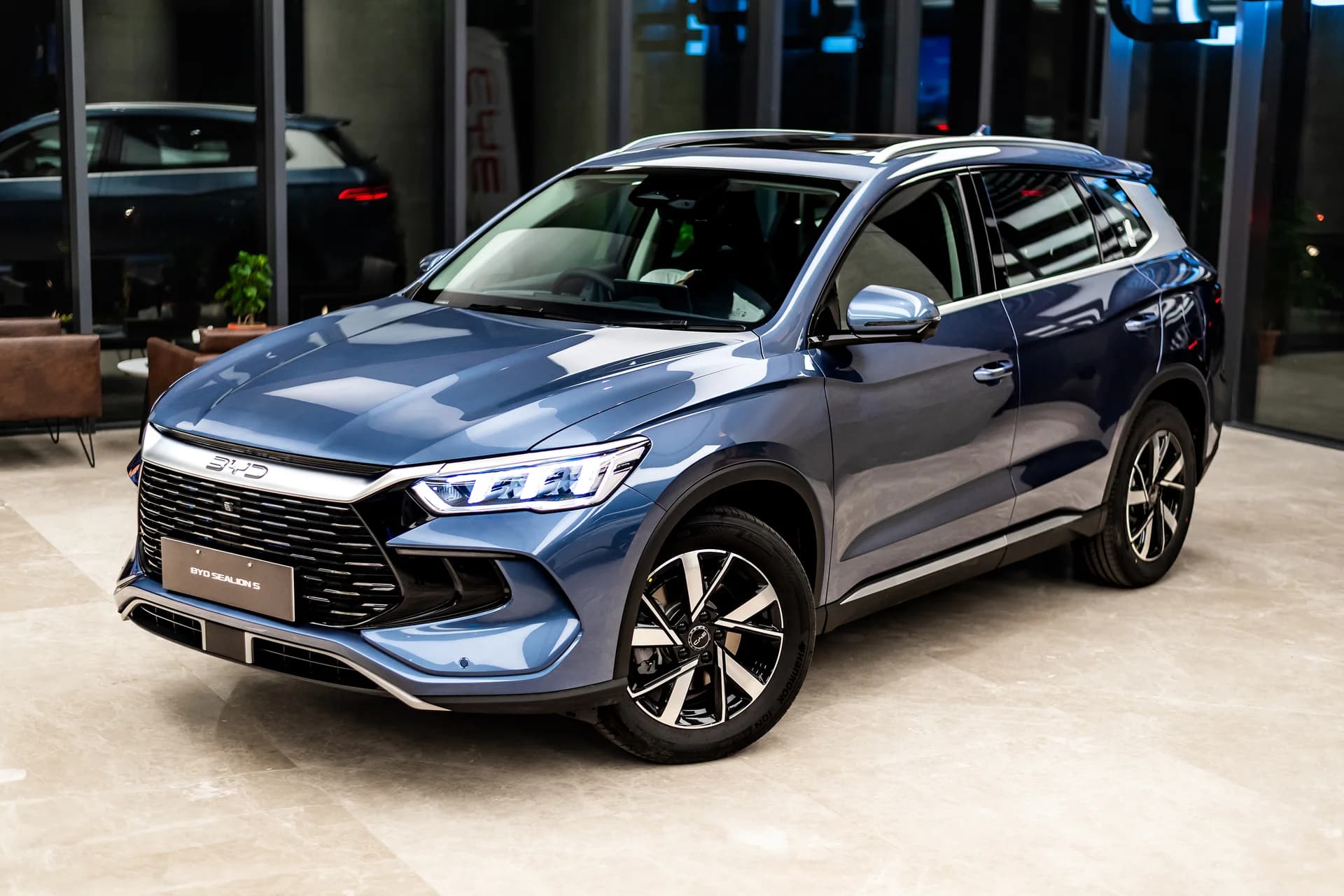 View of BYD 2026 in Atlantis Gray