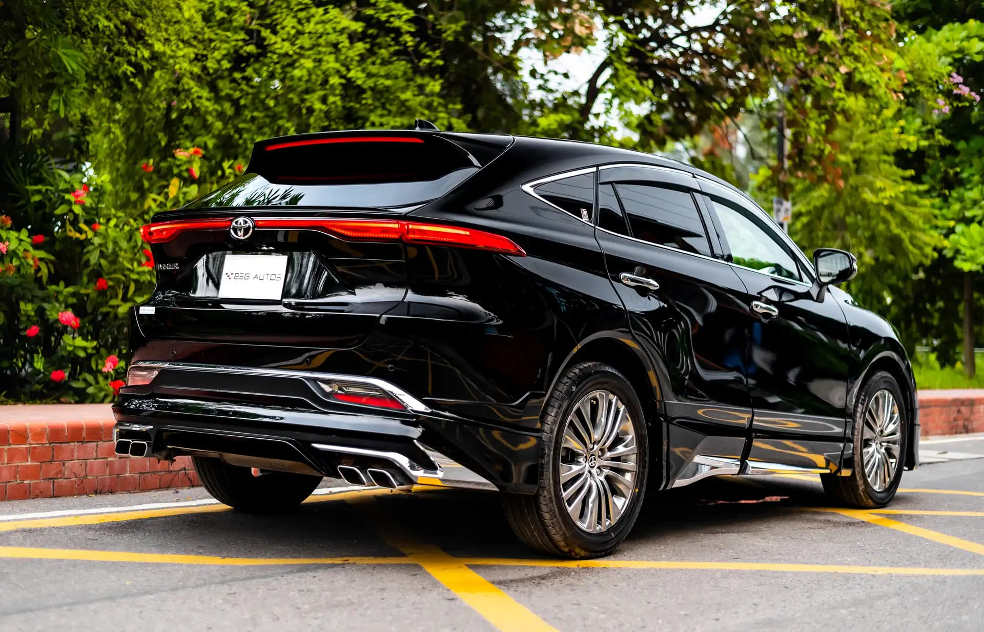 View of 2025 Toyota 2021 in Black