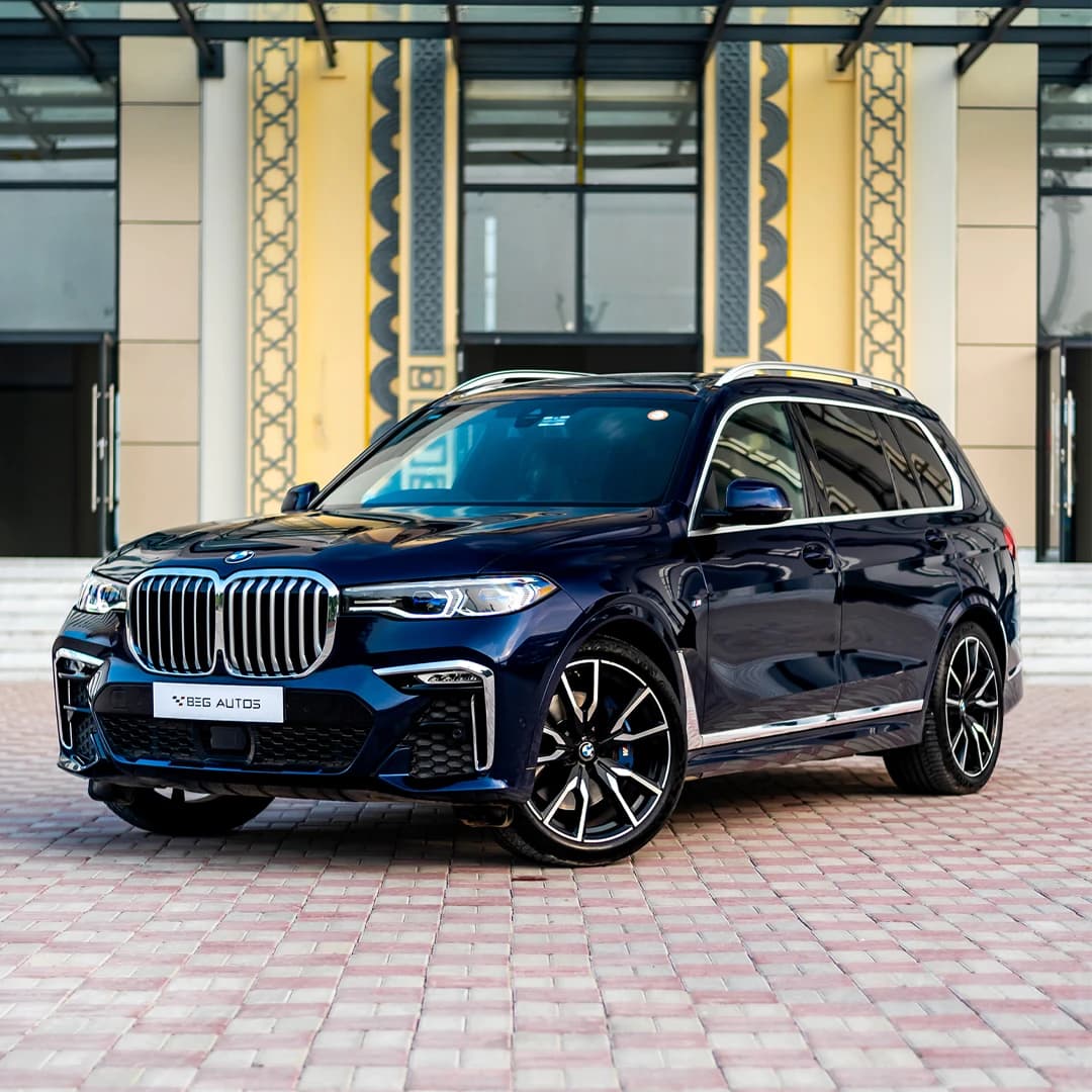 View of 2023 BMW 2022 in Blue