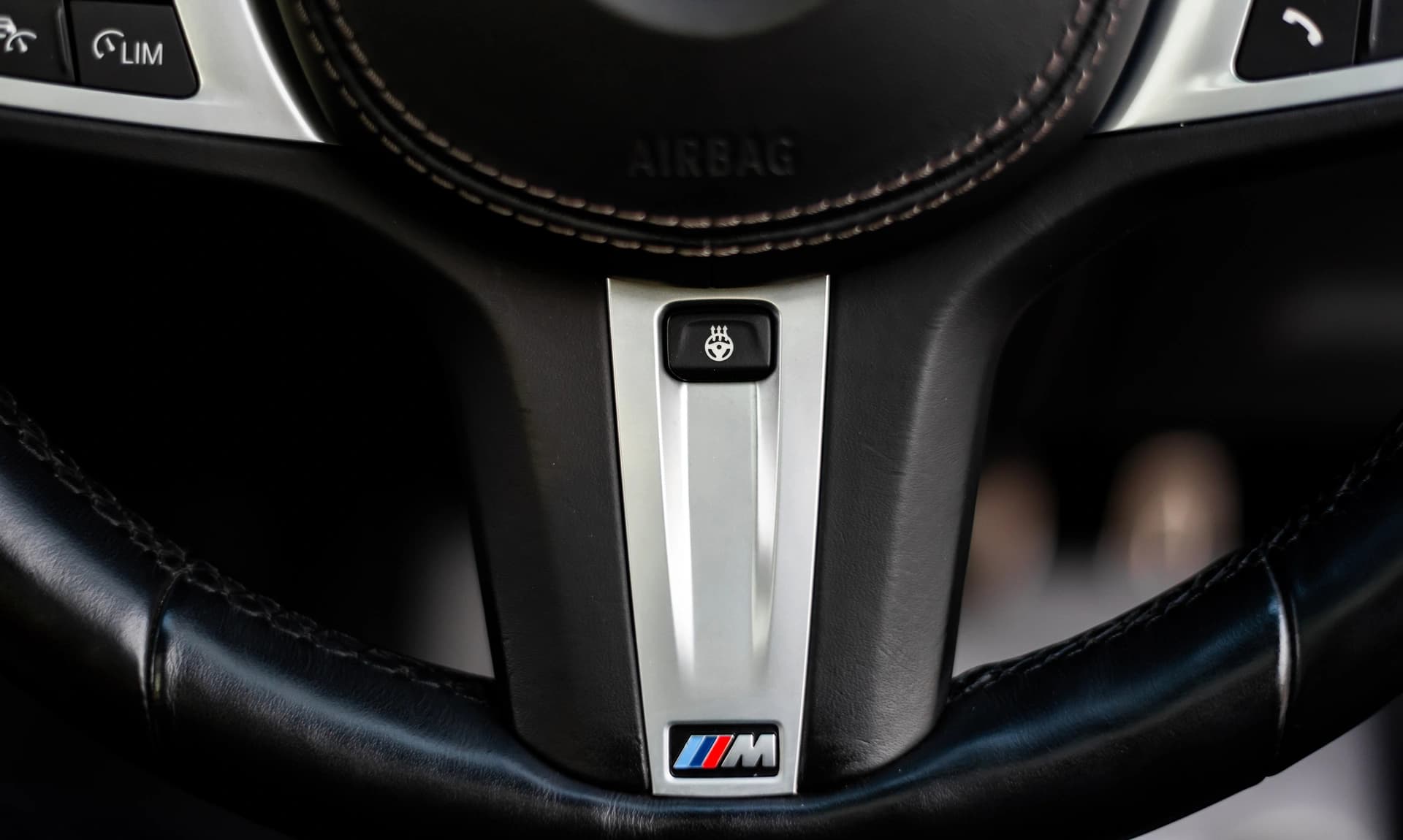 View of 2023 BMW 2022 in Blue