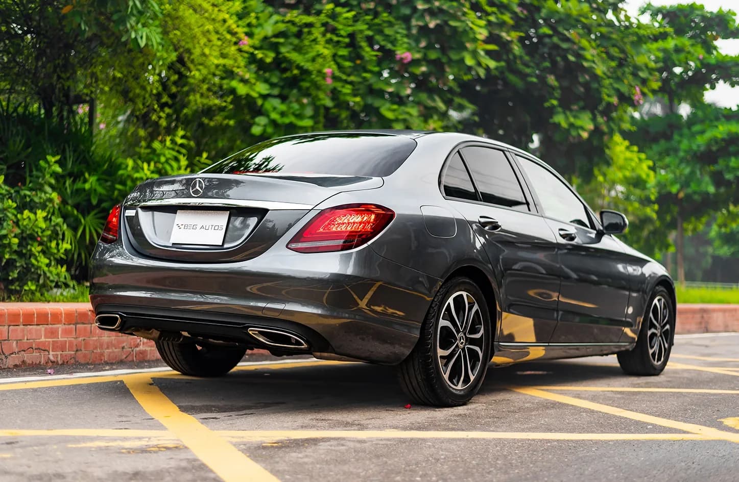 Mercedes-Benz C 180
