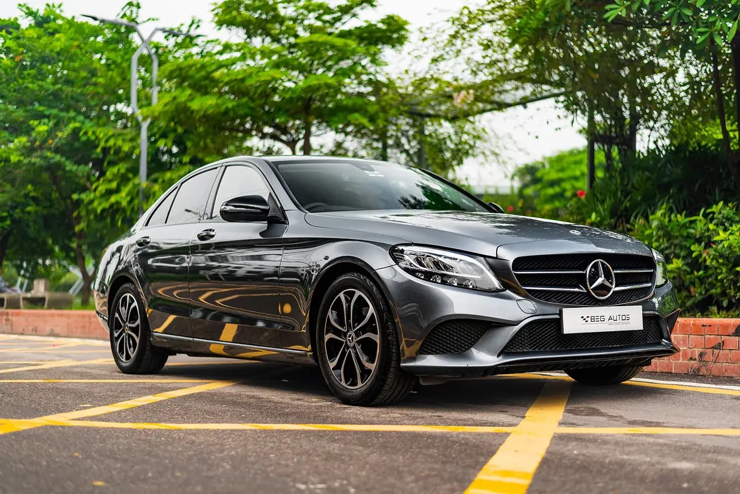 Mercedes-Benz C 180