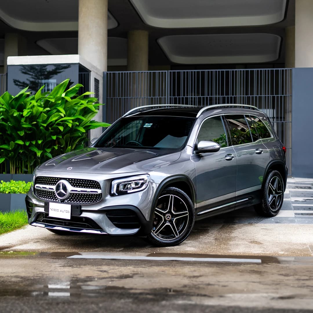 View of 2022 Mercedes-Benz 2021 in Grey