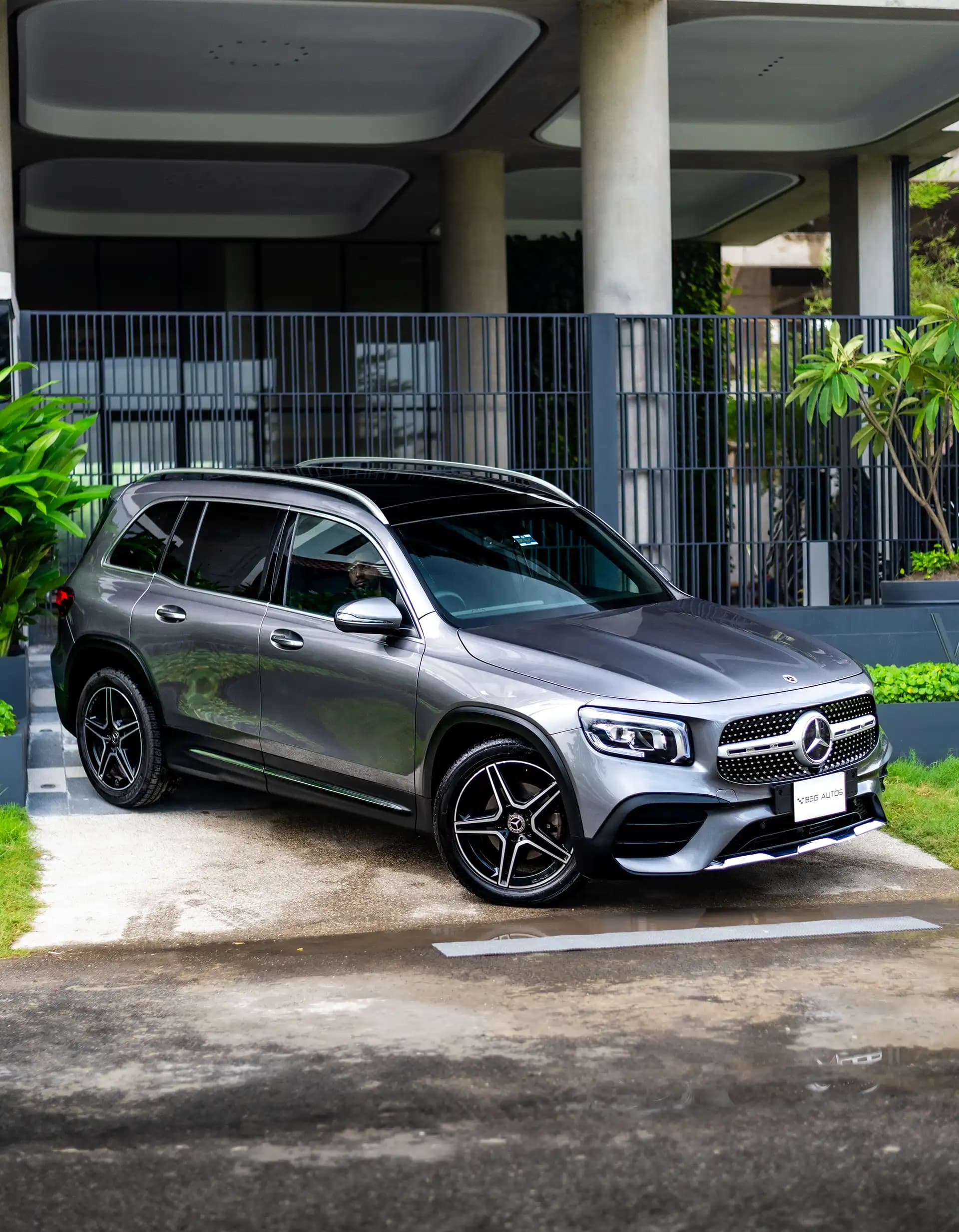 View of 2022 Mercedes-Benz 2021 in Grey