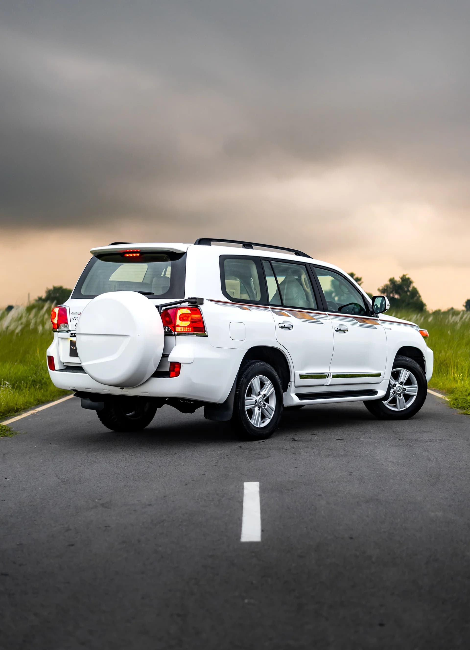 View of 2013 Toyota 2012 in White