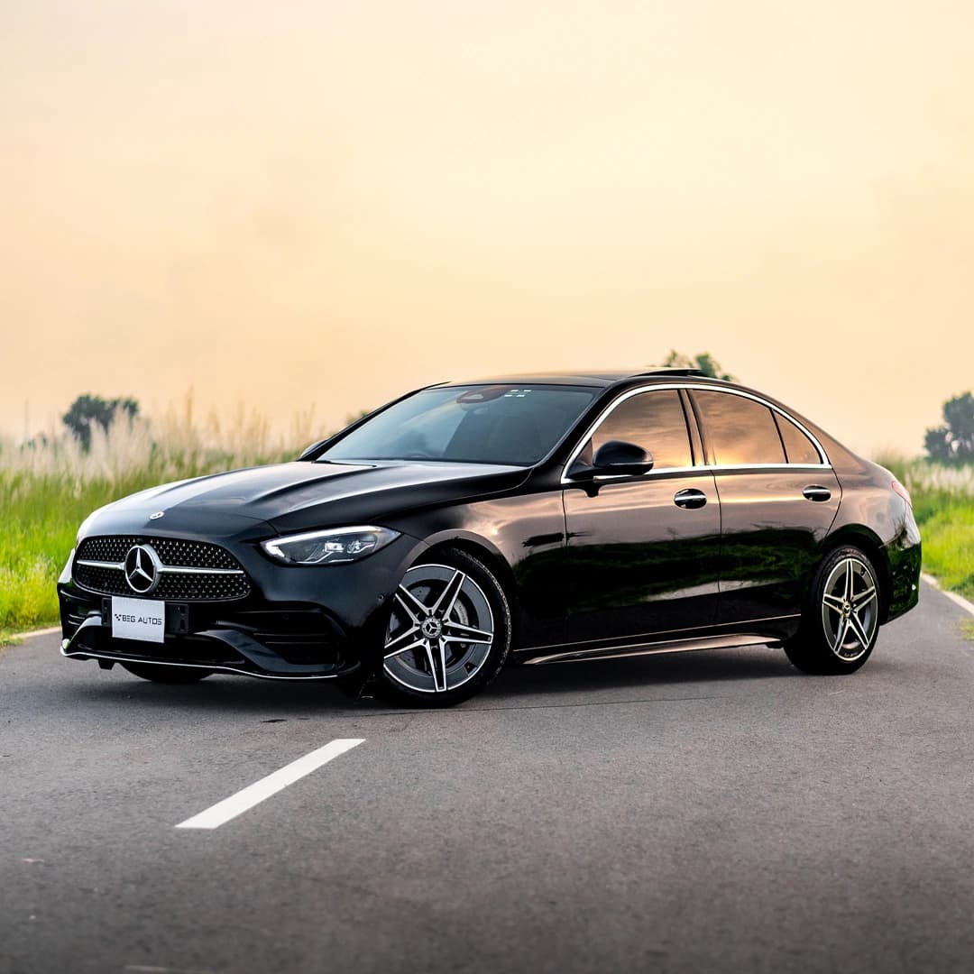 View of 2023 Mercedes-Benz 2022 in Black