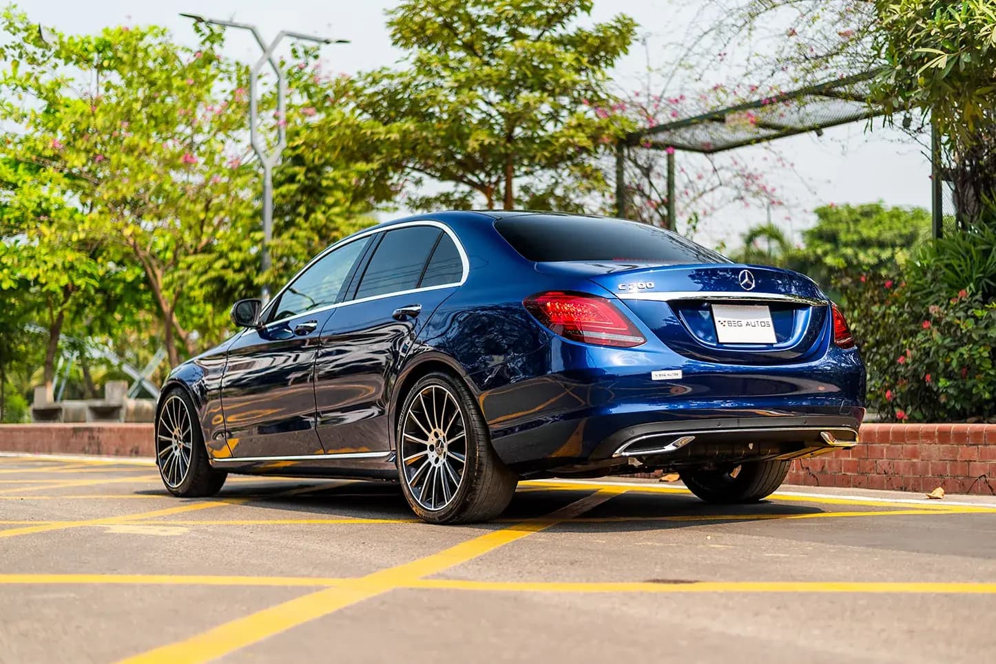 Mercedes-Benz C 200