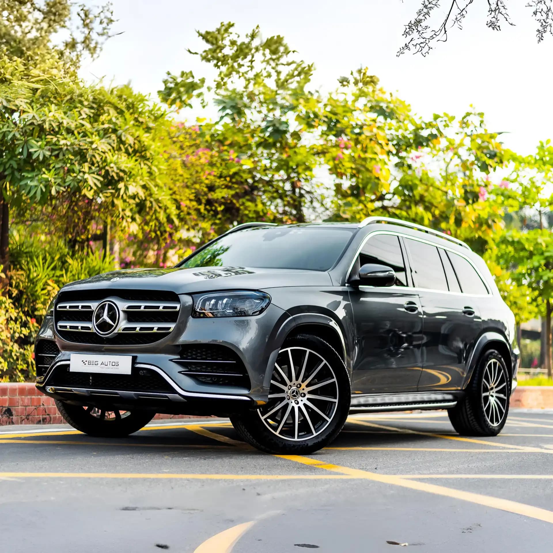 Front view of 2022 Mercedes-Benz 2022 in Grey