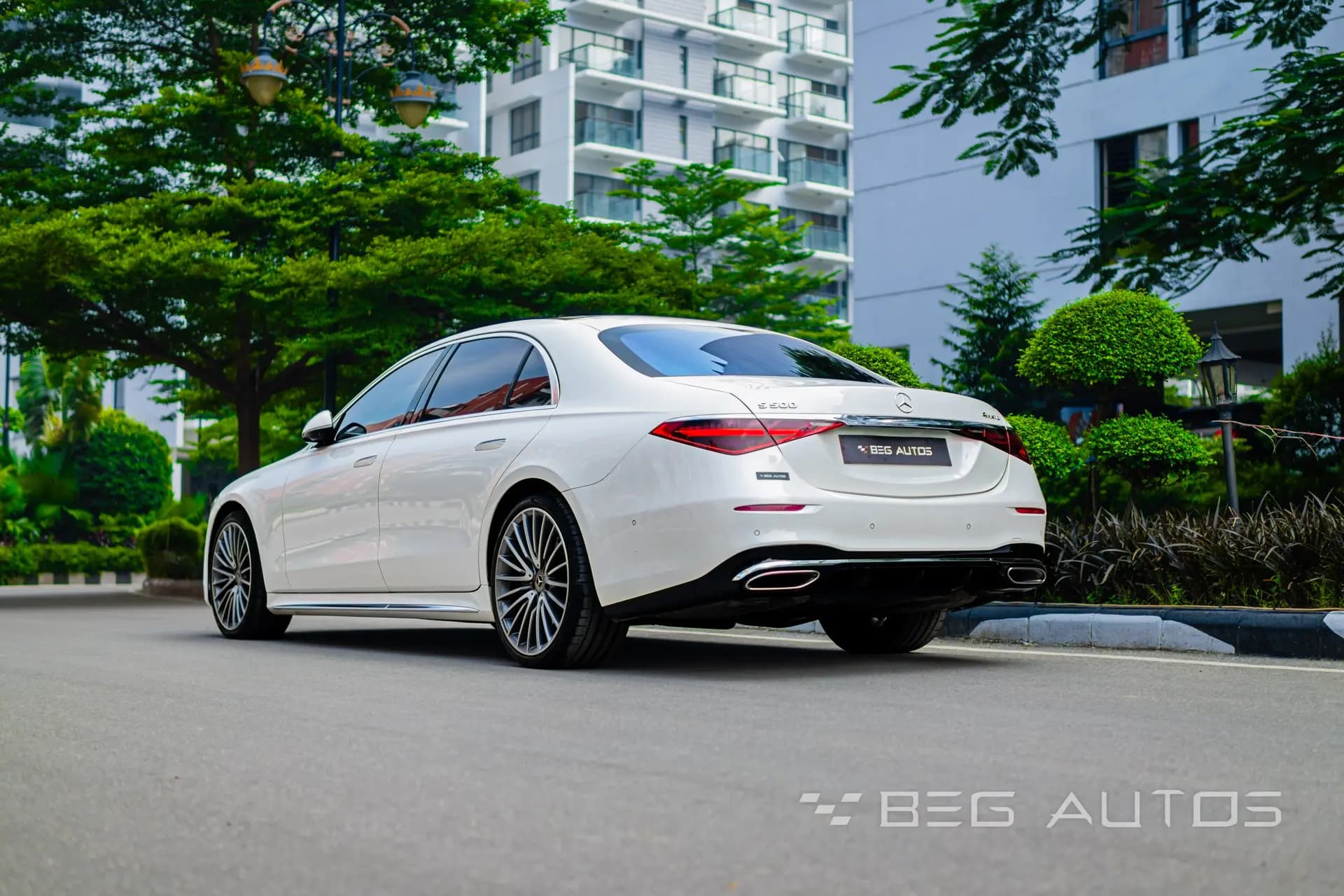 Mercedes-Benz S 500