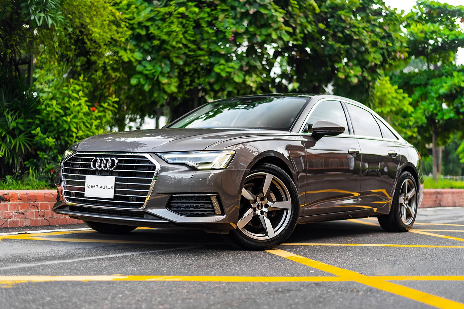 Front view of 2021 Audi 2020 in Bronze