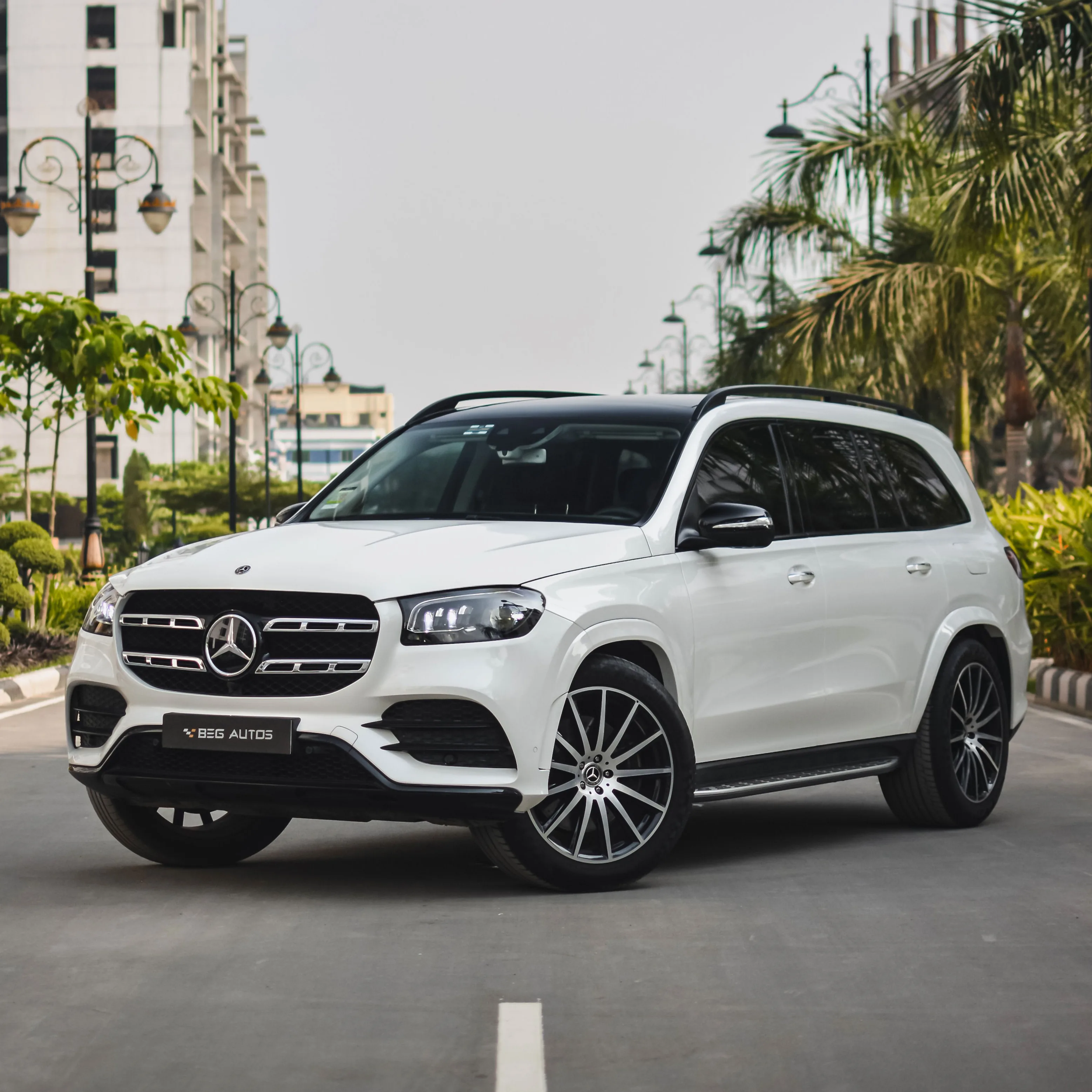 Front view of 2021 Mercedes-Benz 2020 in Pearl