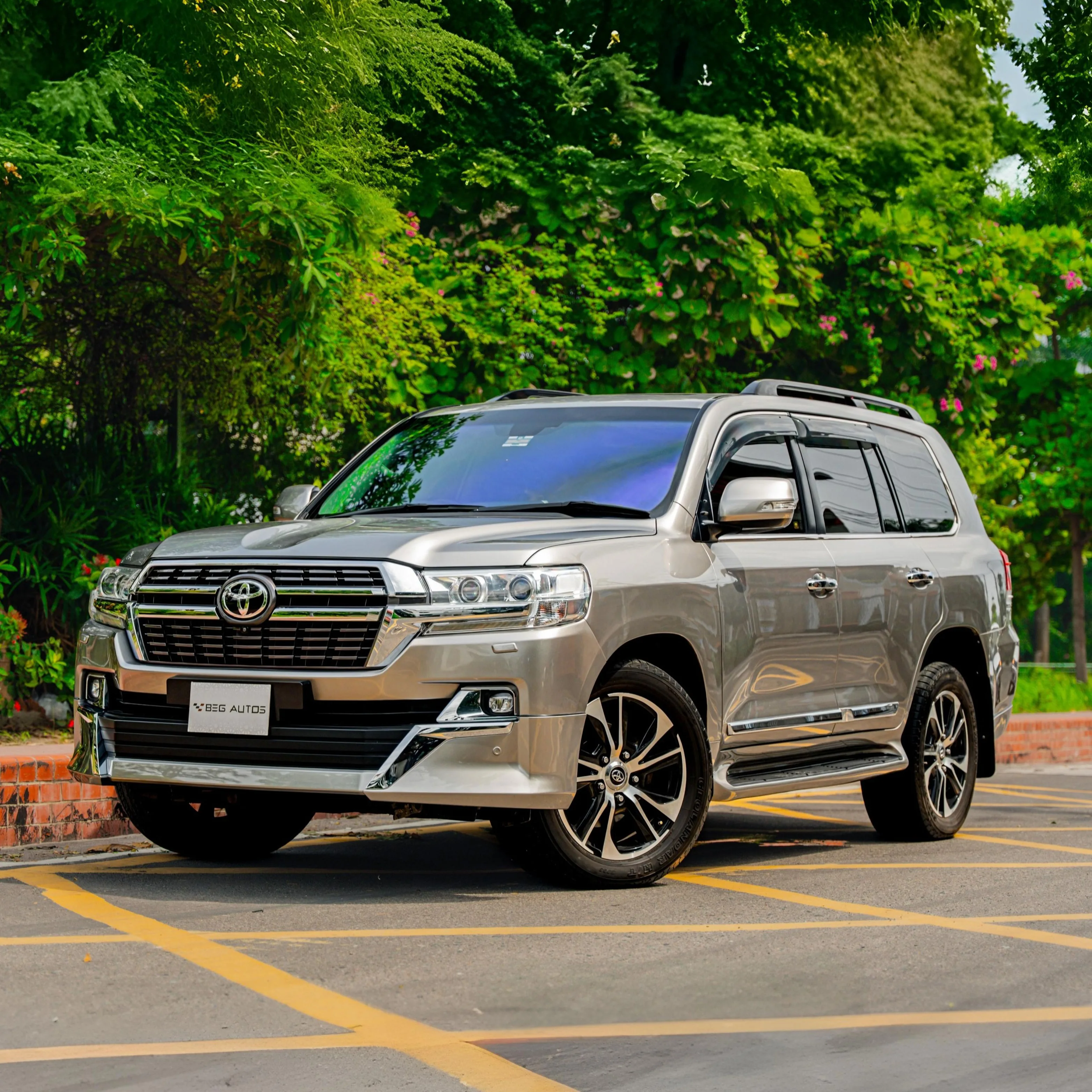 Front view of 2018 Toyota 2017 in Titanium Grey