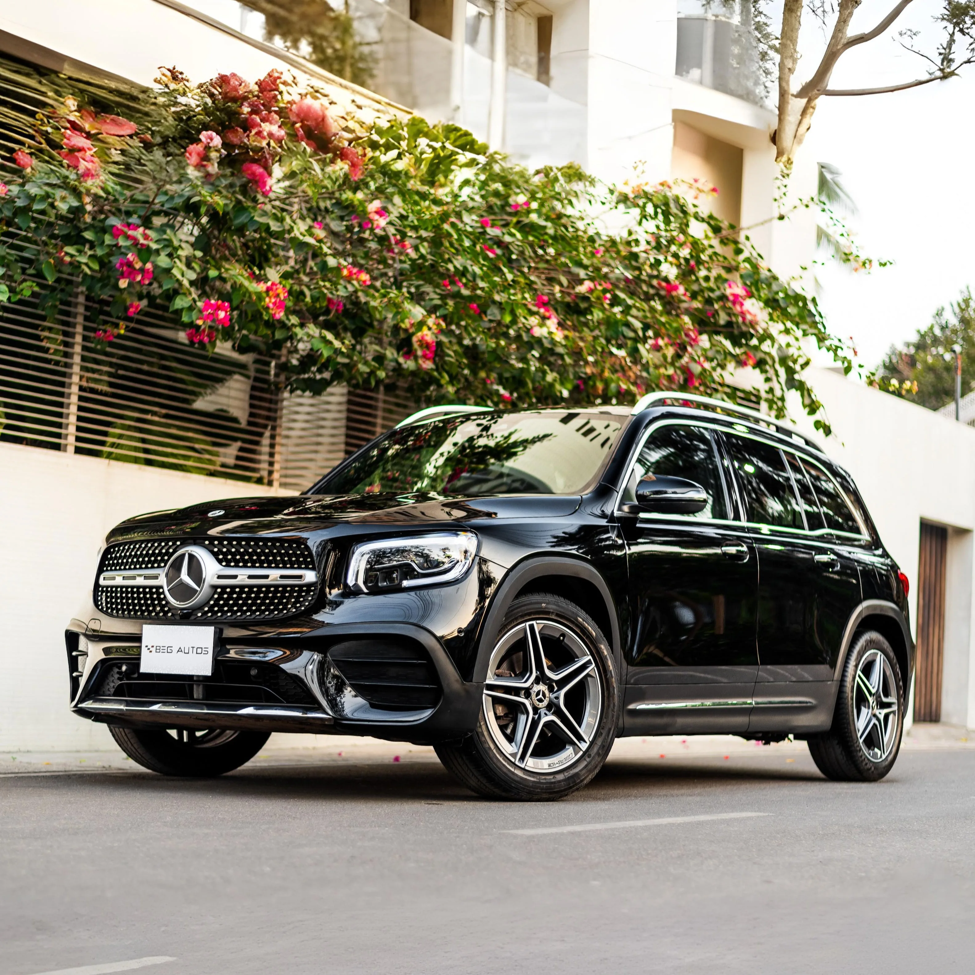 Front view of 2024 Mercedes-Benz 2023 in Black