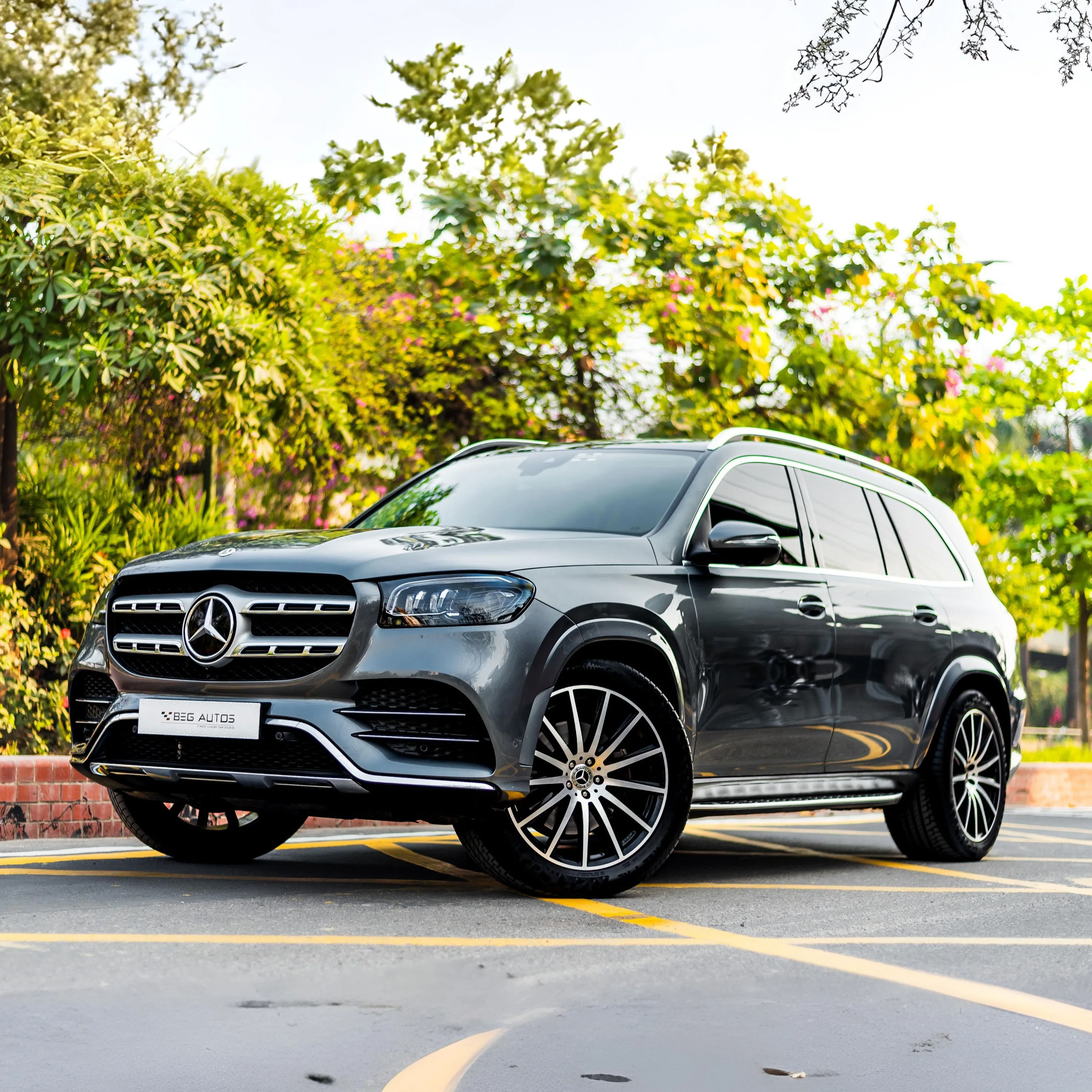 Front view of 2022 Mercedes-Benz 2022 in Grey