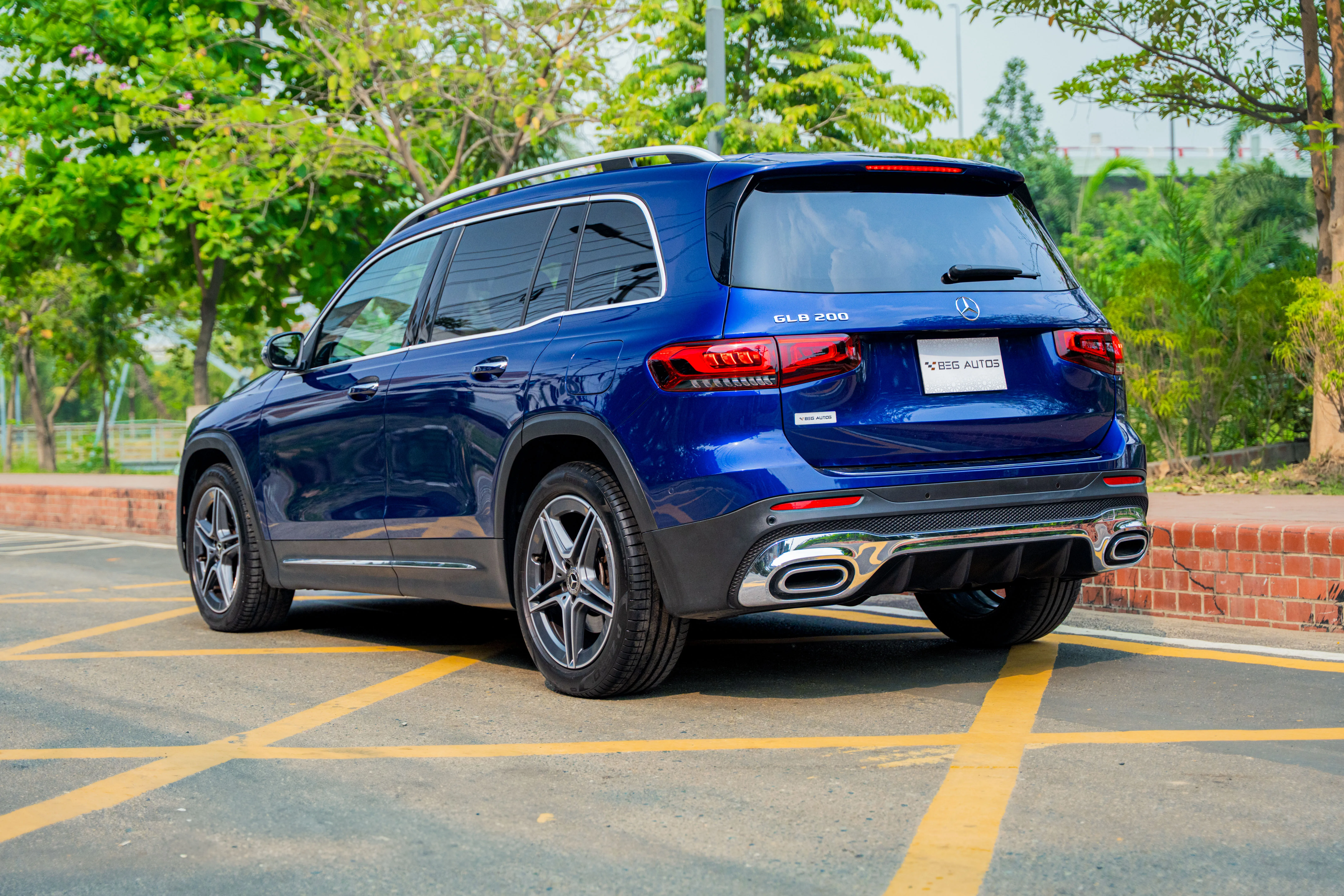 Mercedes-Benz GLB 200