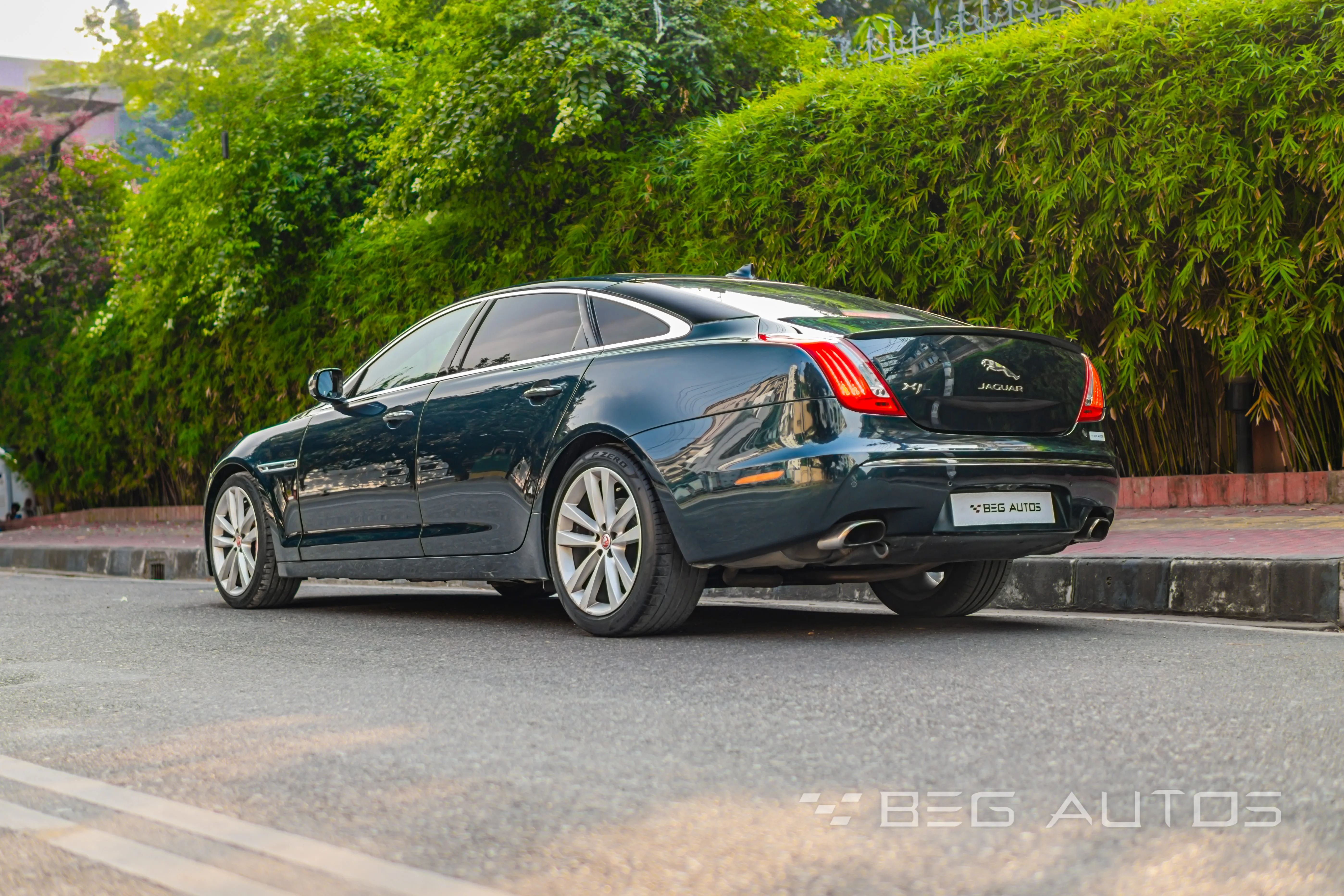 Jaguar XJL
