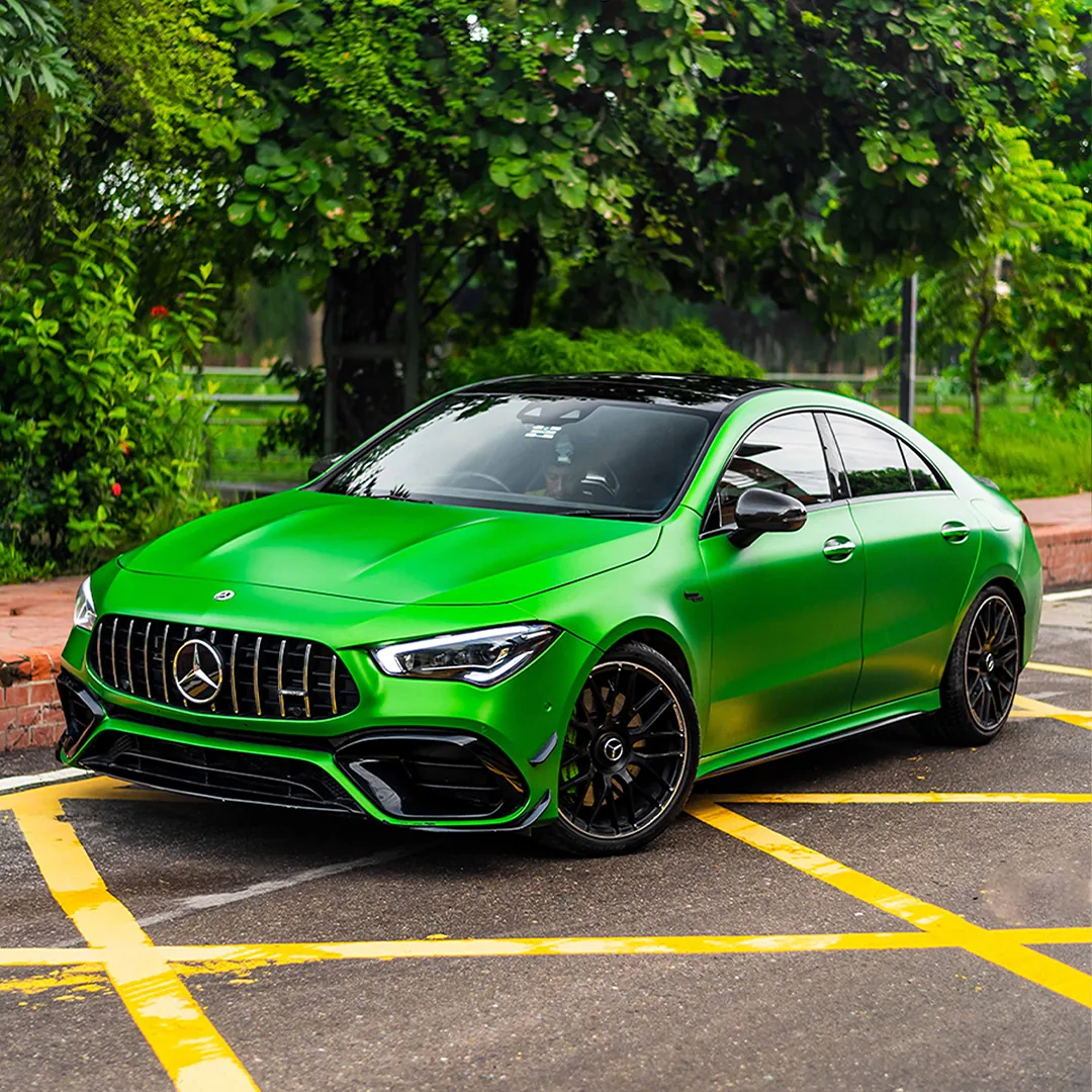 Front view of 2022 Mercedes-Benz 2020 in Green