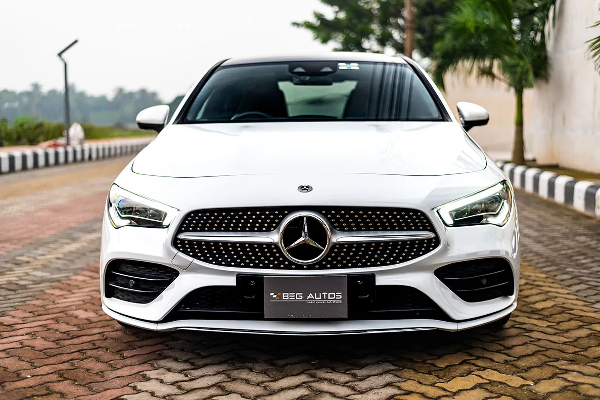 Mercedes-Benz CLA 200