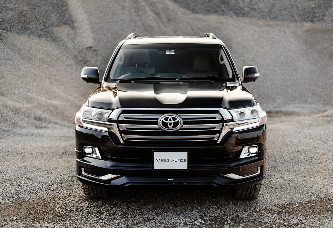Toyota Land Cruiser VX V8