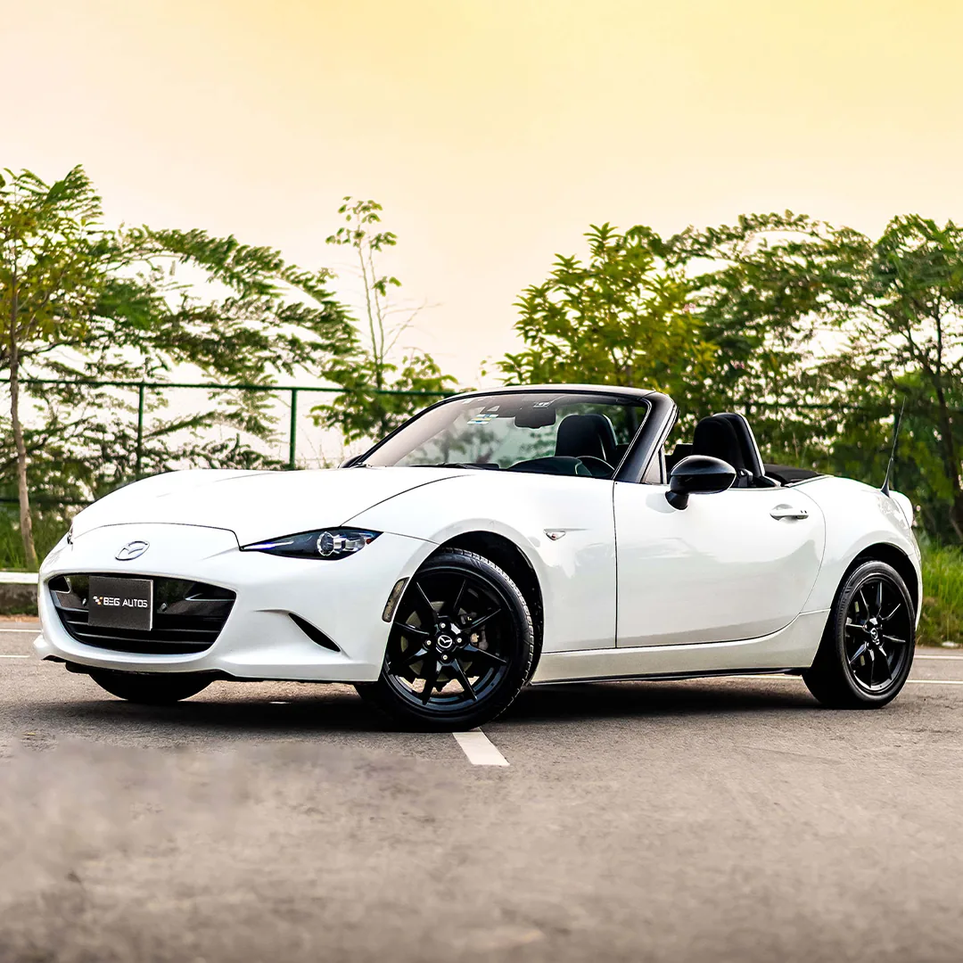 Front view of 2024 Mazda 2019 in Pearl