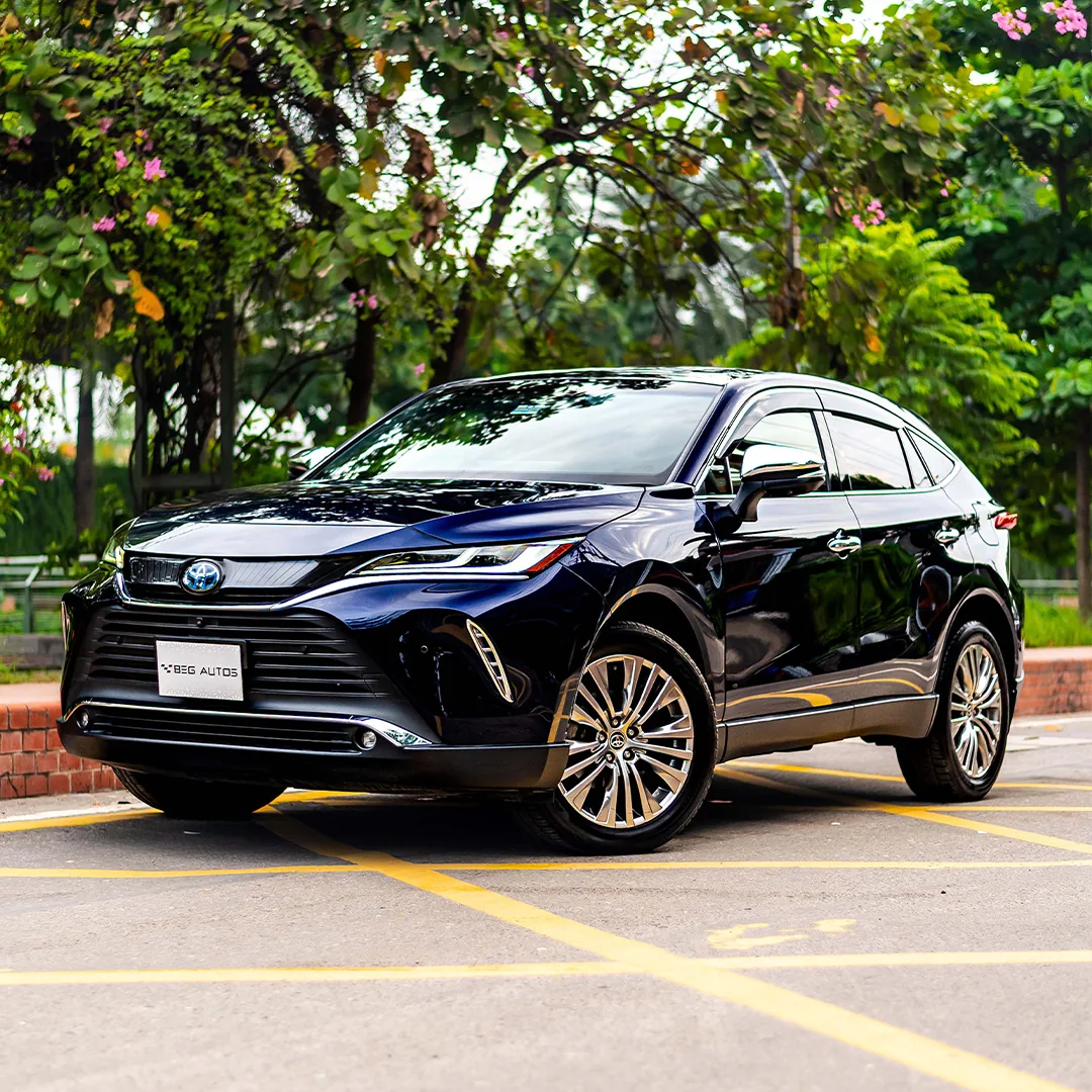 Front view of 2024 Toyota 2020 in Purple