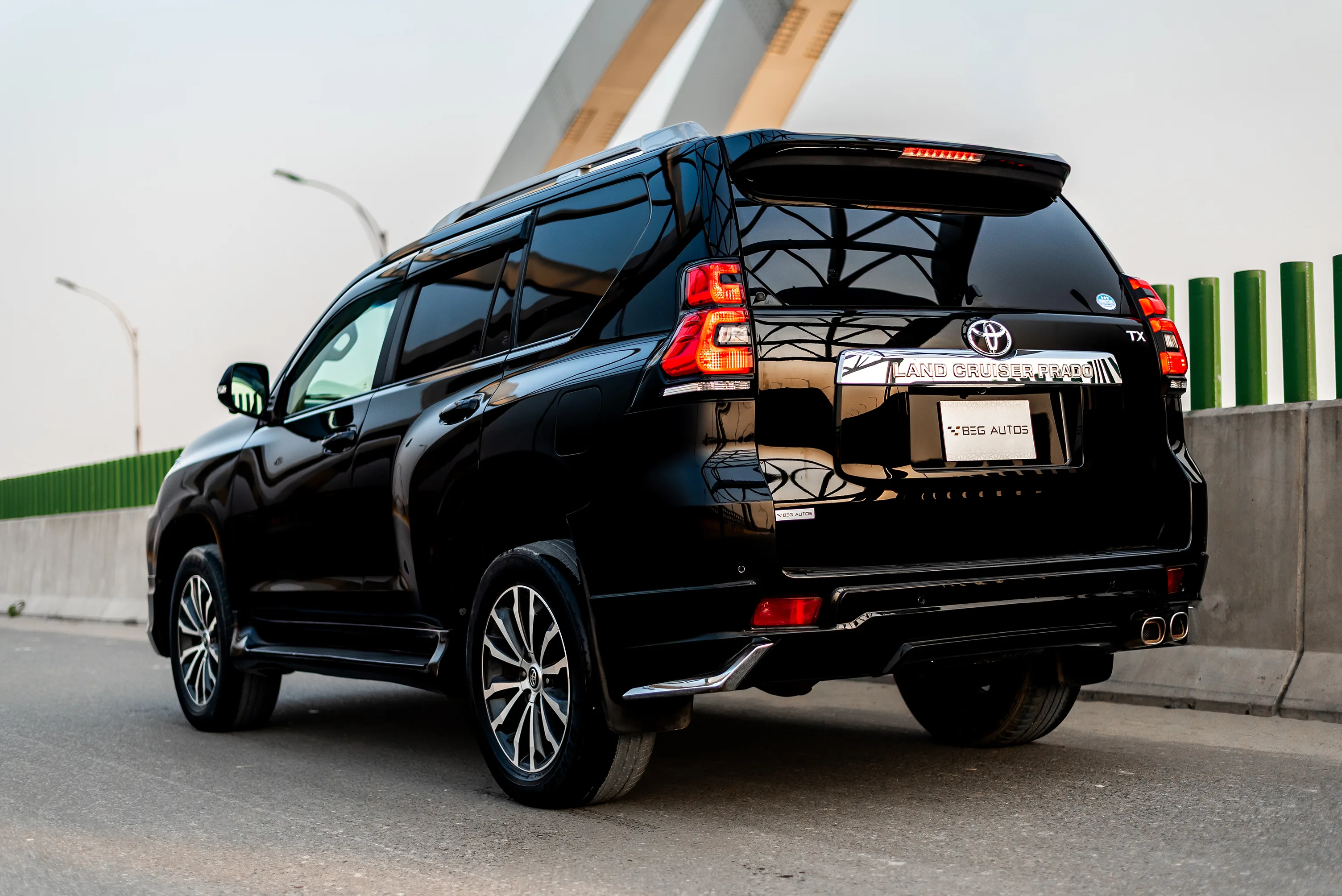 Land Cruiser Prado TX