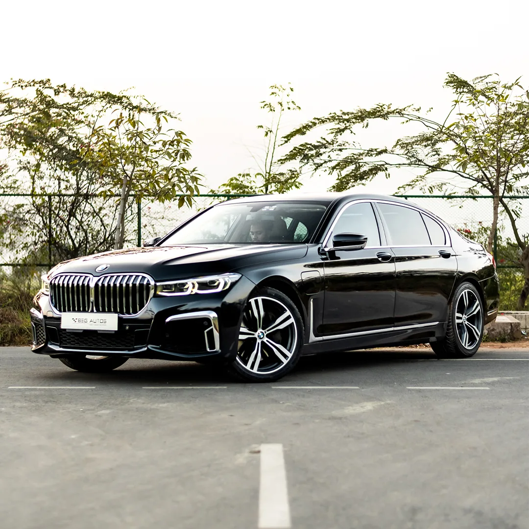 Front view of 2020 BMW 2019 in Black