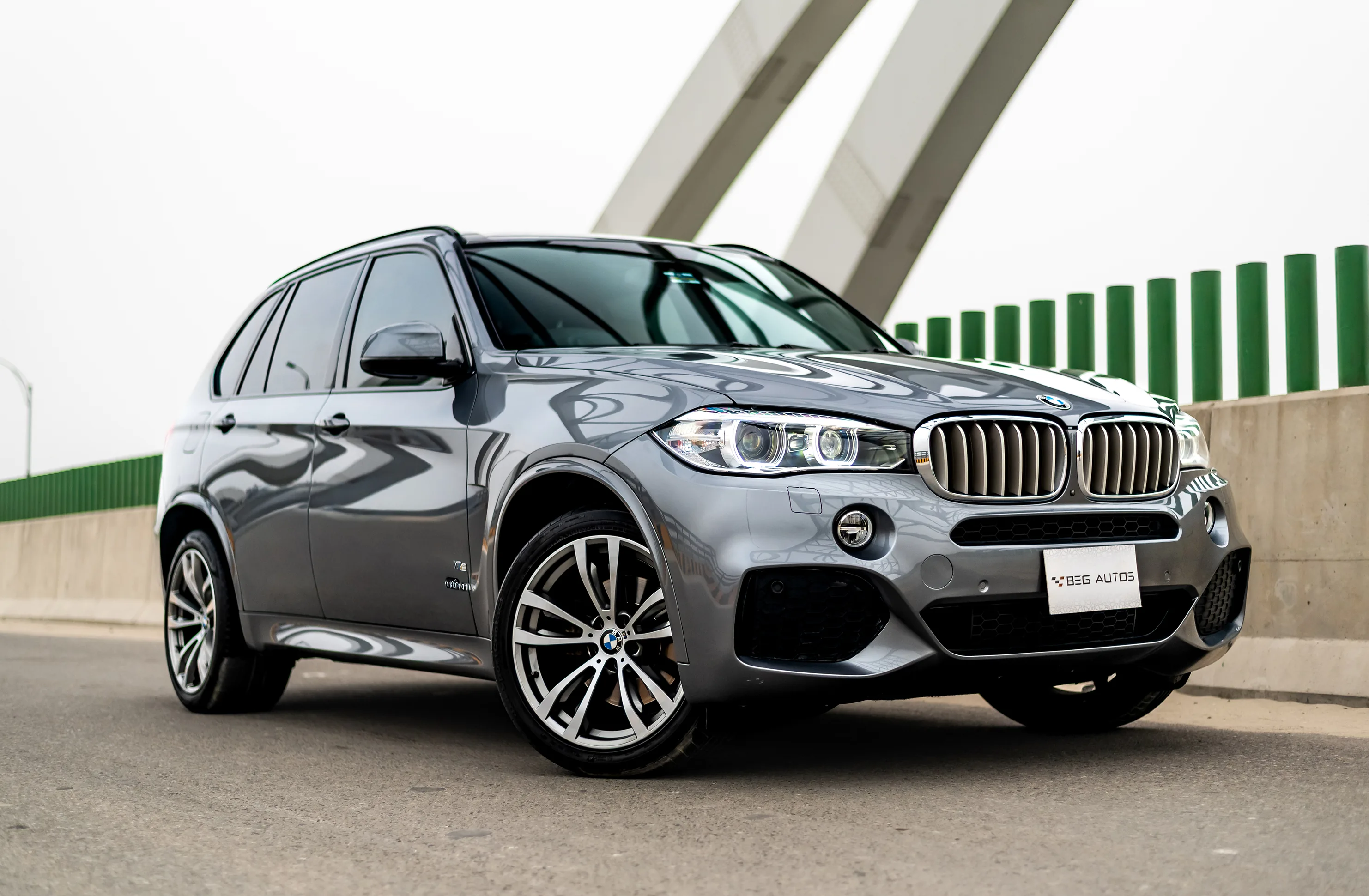 BMW  X5 Xdrive40e