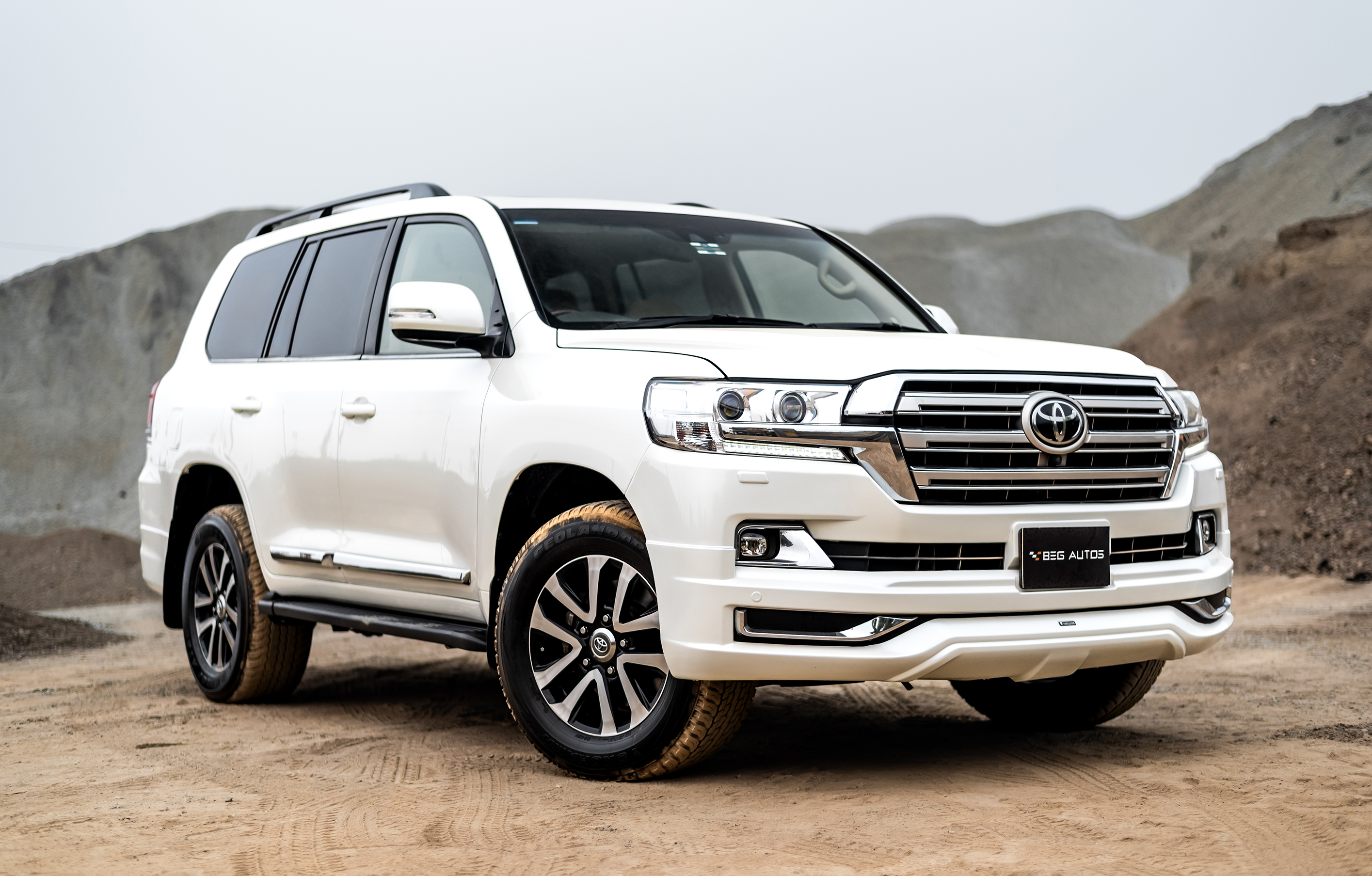 View of 2016 Toyota 2016 in White