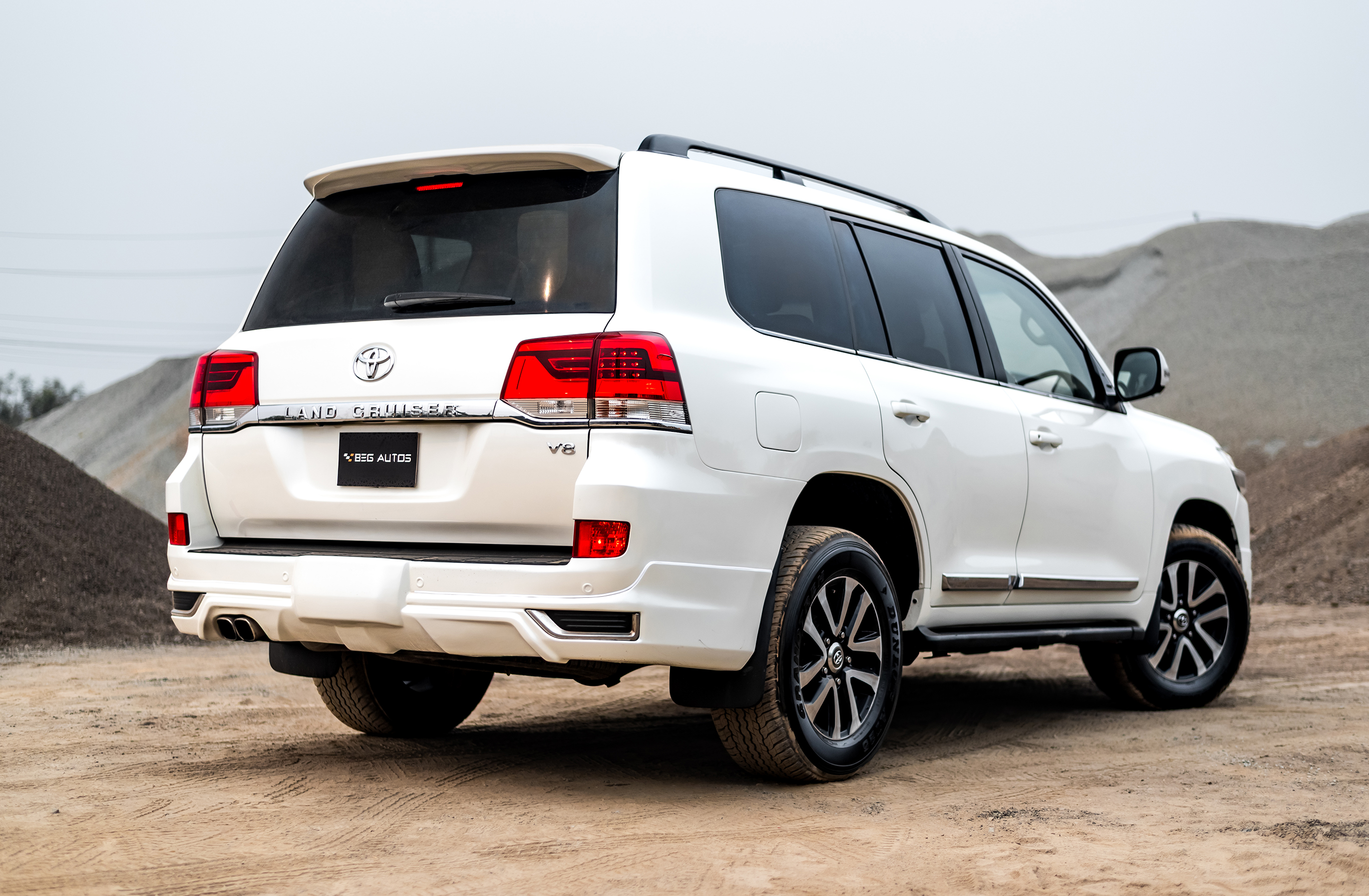 View of 2016 Toyota 2016 in White
