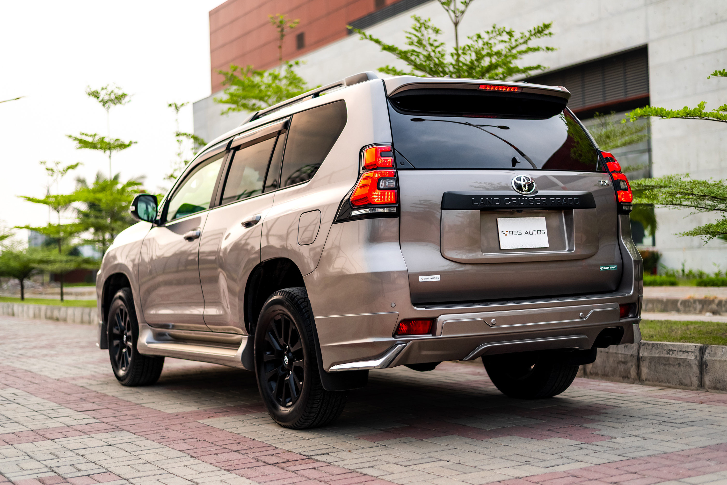 View of 2025 Toyota 2023 in Bronze