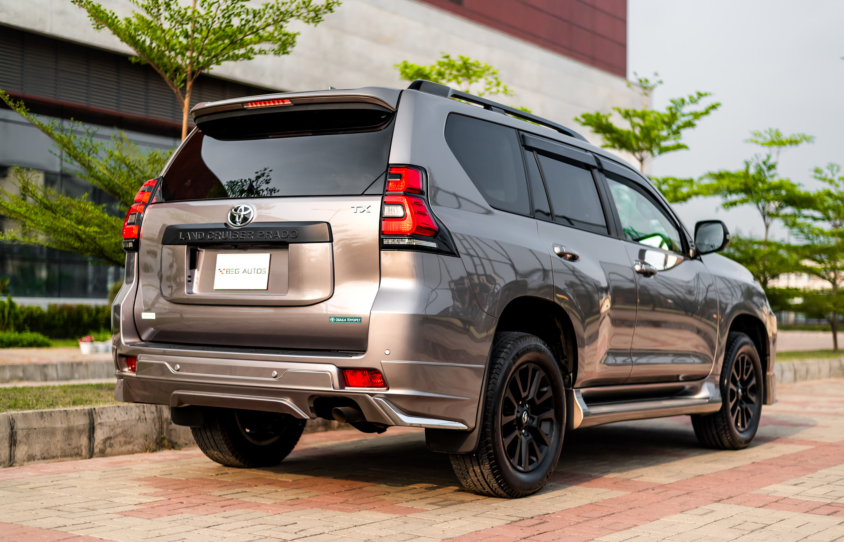 View of 2025 Toyota 2023 in Bronze