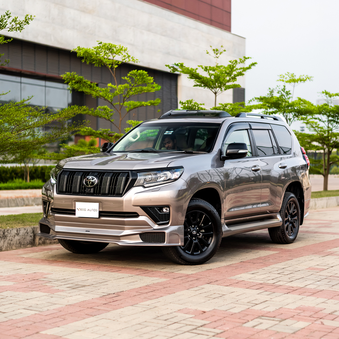 View of 2025 Toyota 2023 in Bronze