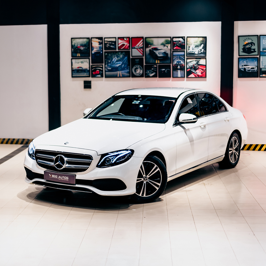 View of 2017 Mercedes-Benz 2016 in White